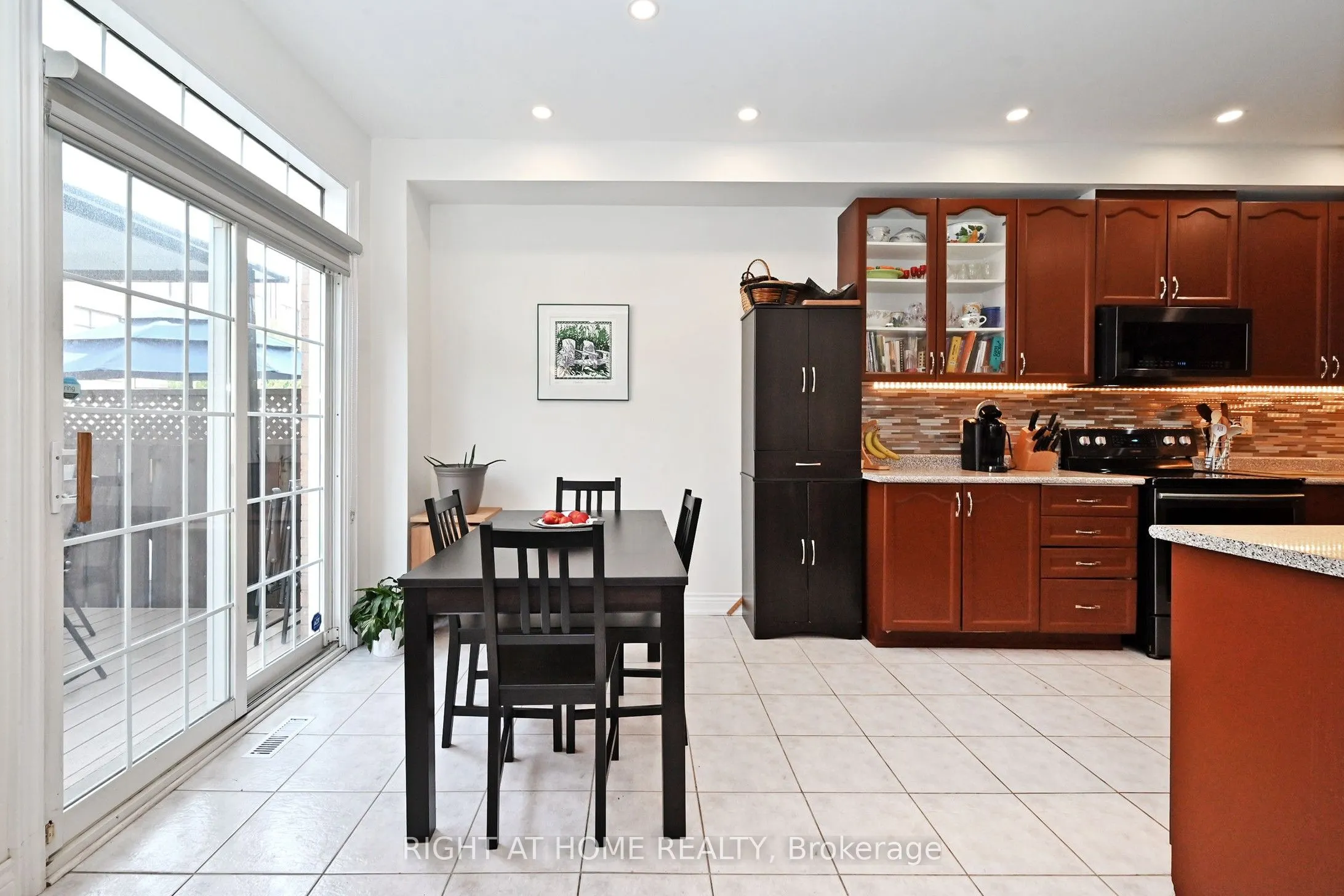 72 Wildberry Crescent