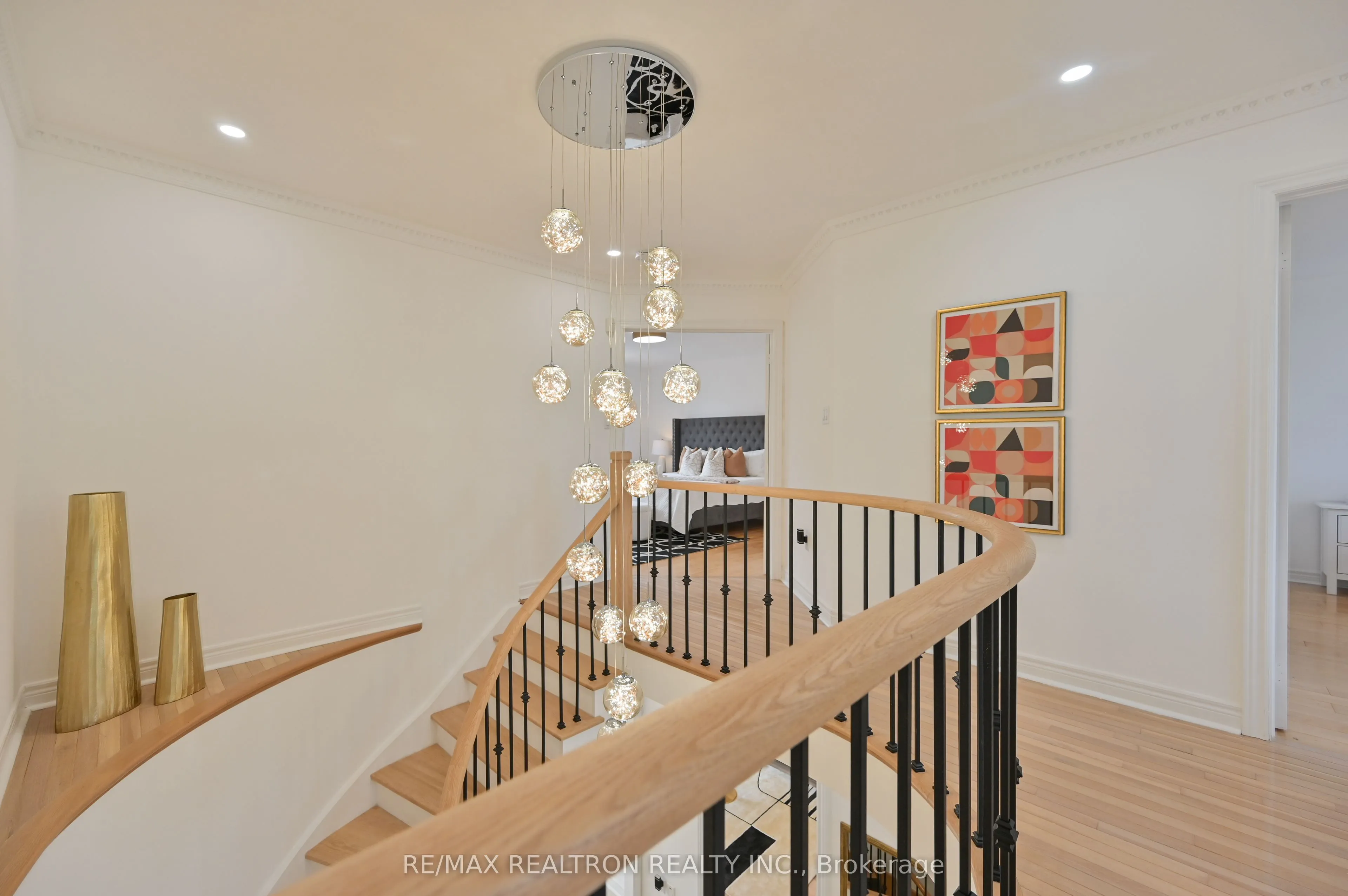 6 Renberg Drive