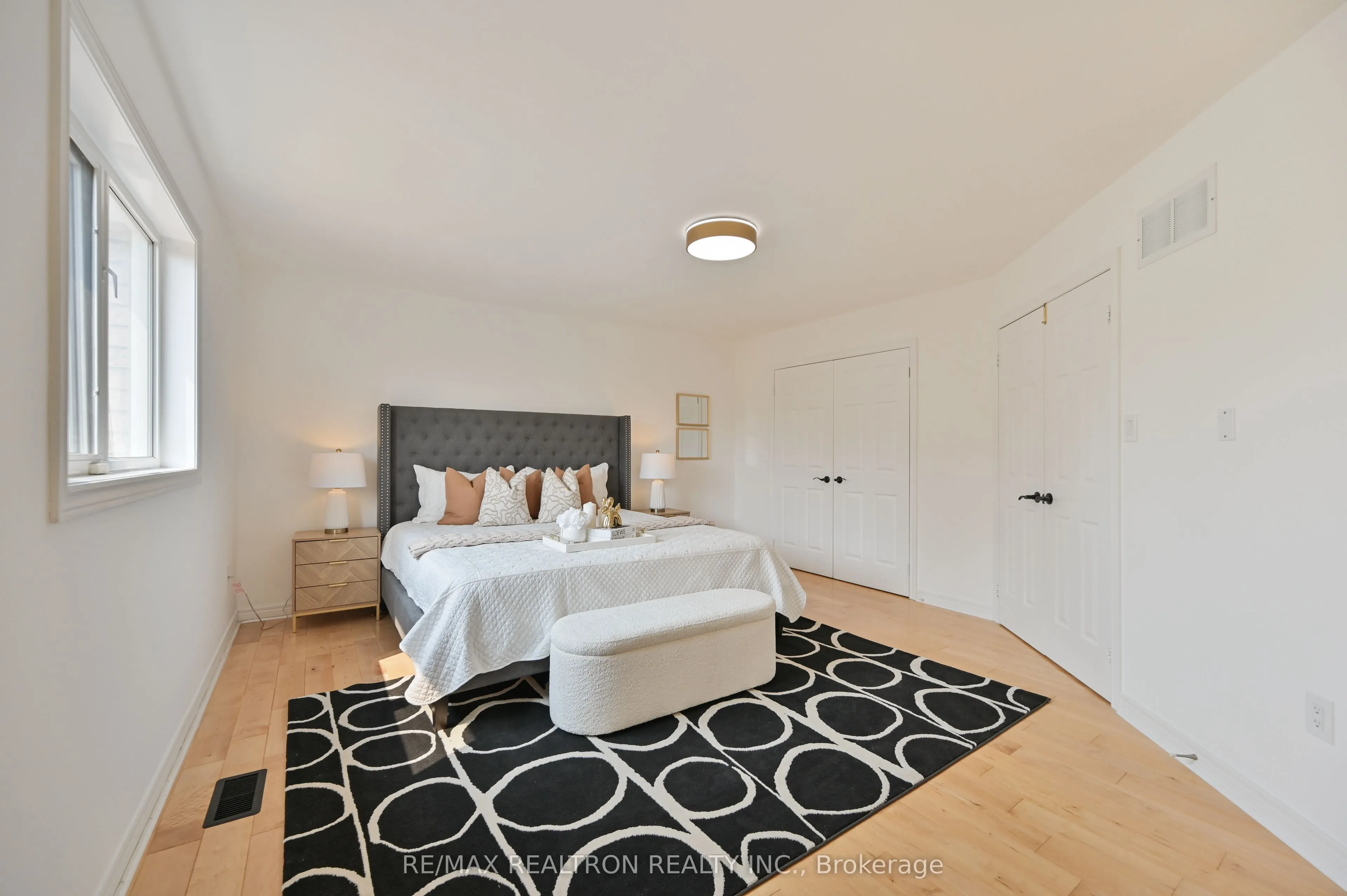6 Renberg Drive