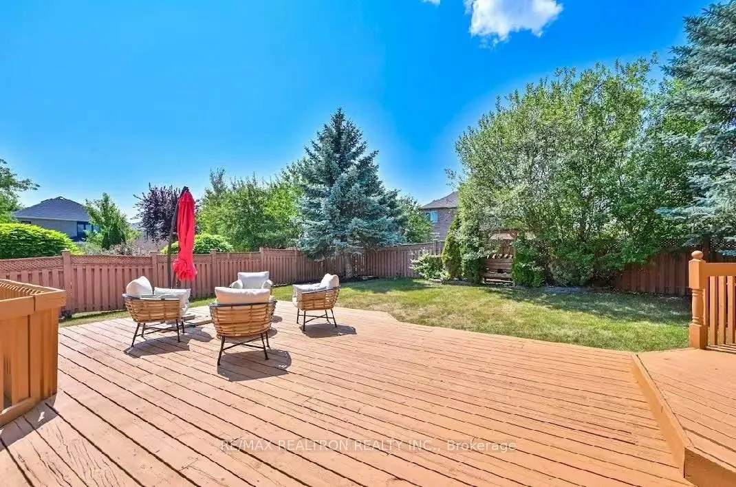 6 Renberg Drive