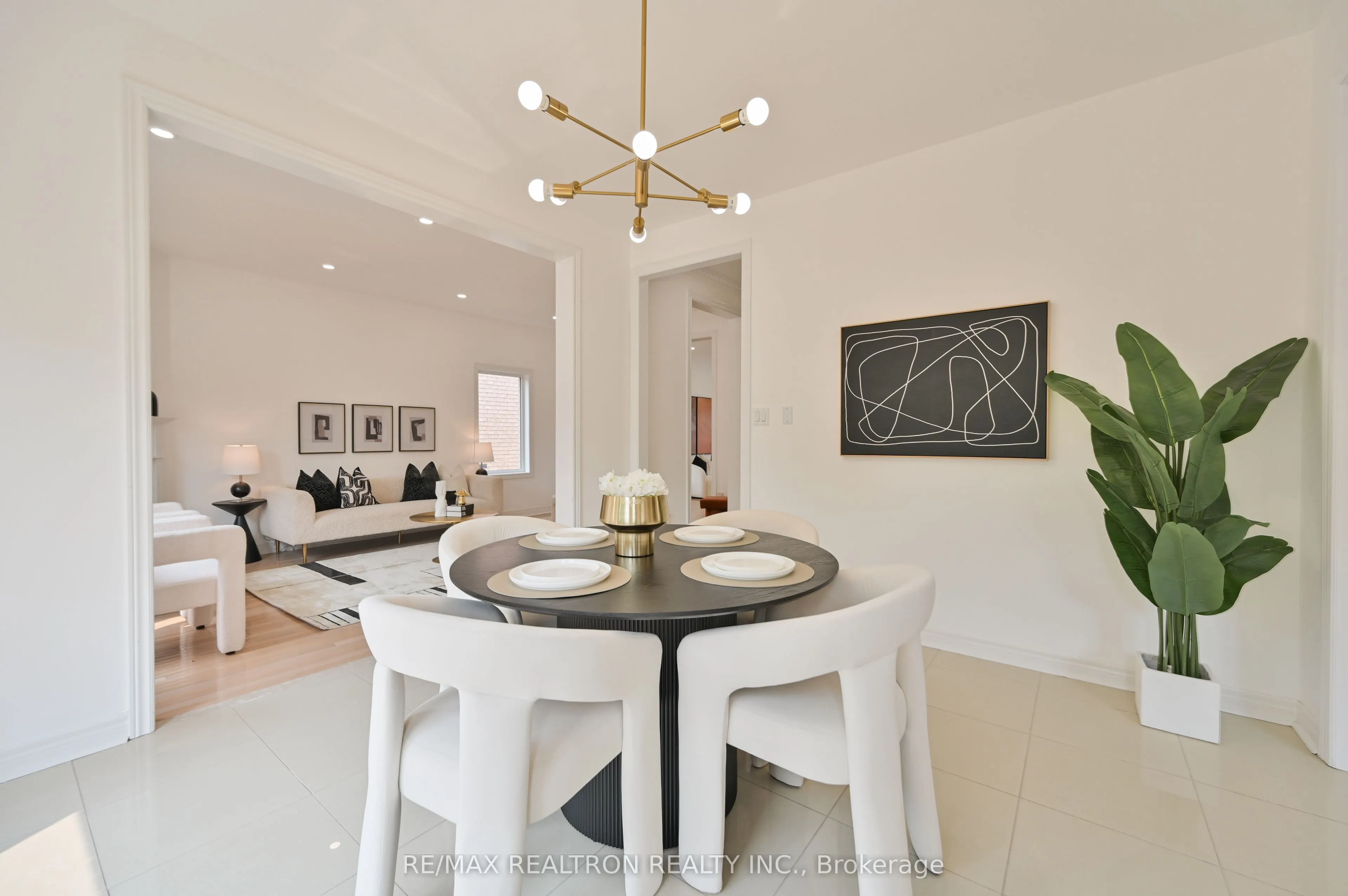 6 Renberg Drive