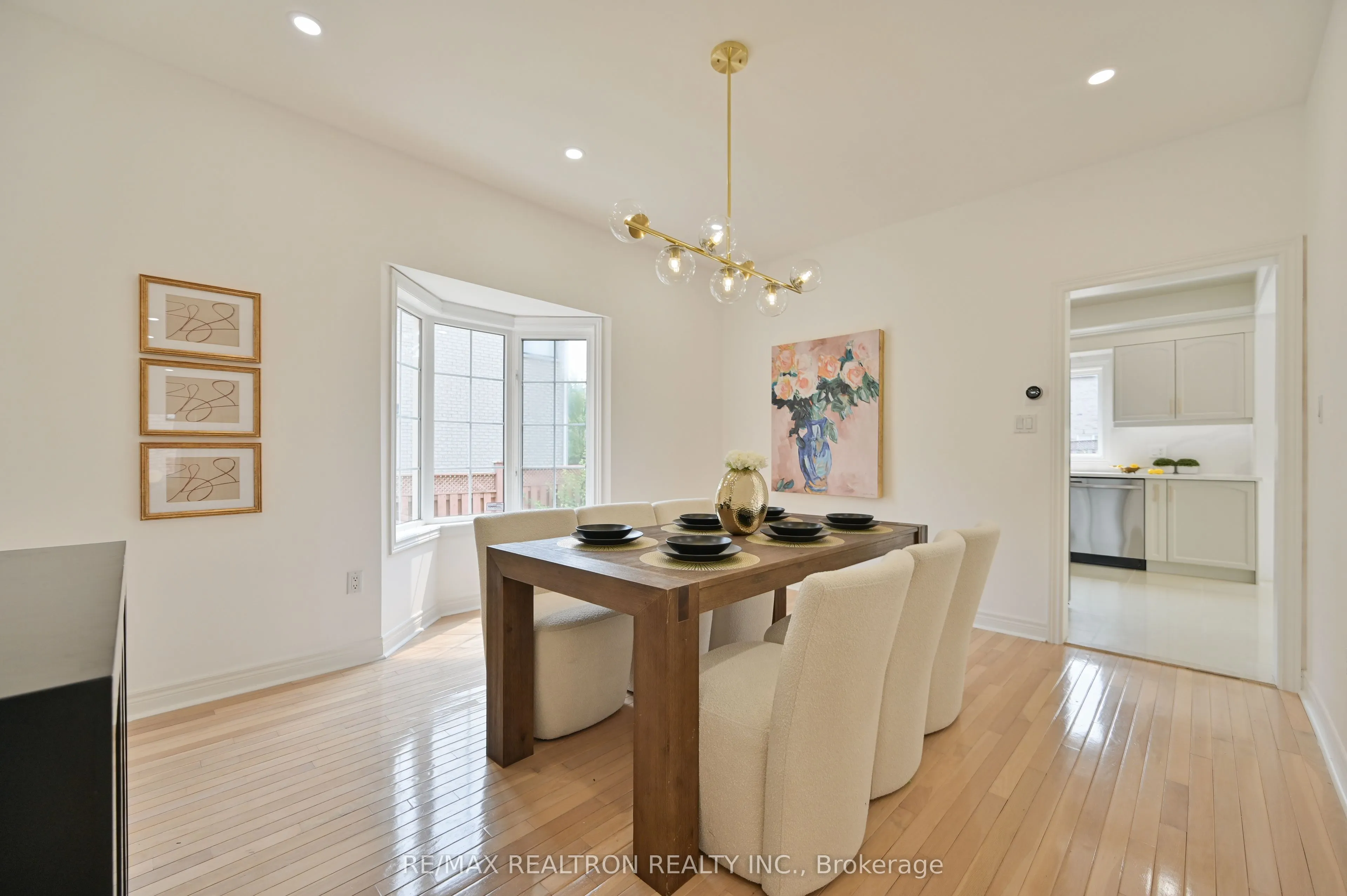 6 Renberg Drive