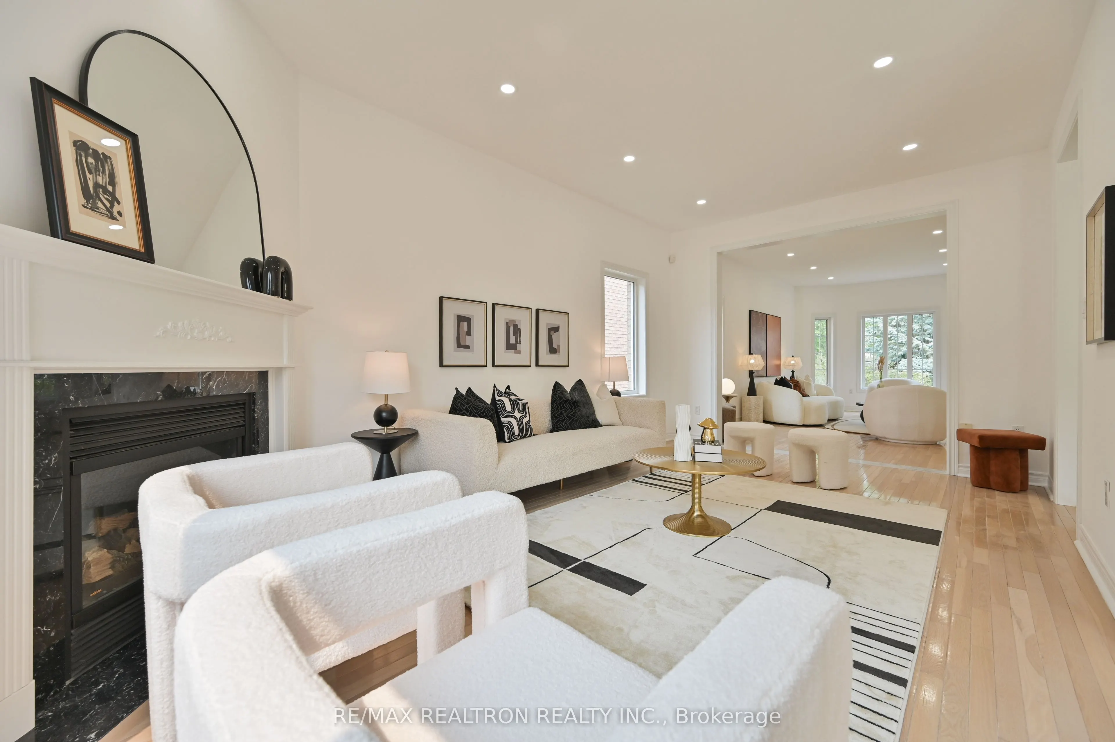 6 Renberg Drive