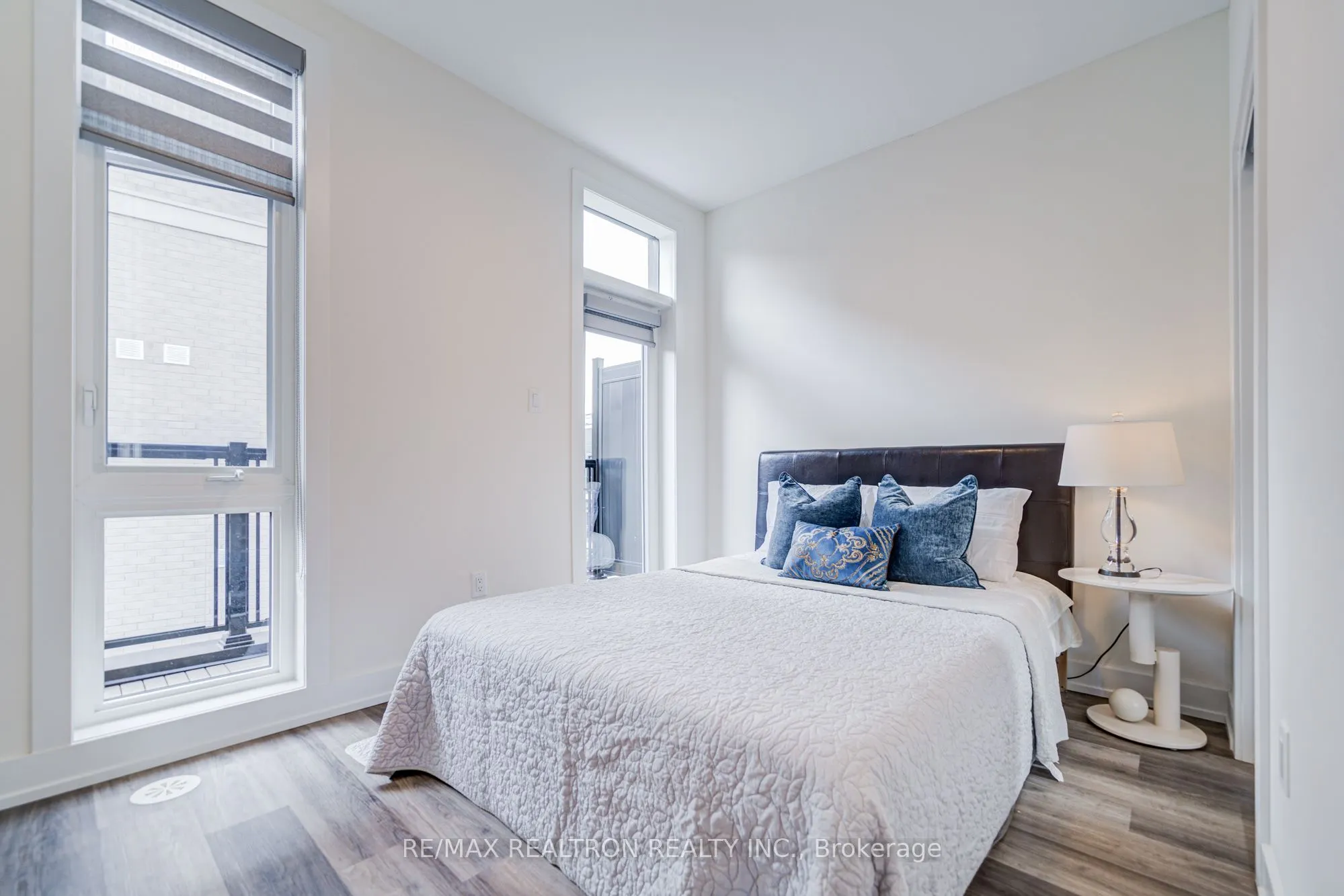 6 Sayers Lane, #18