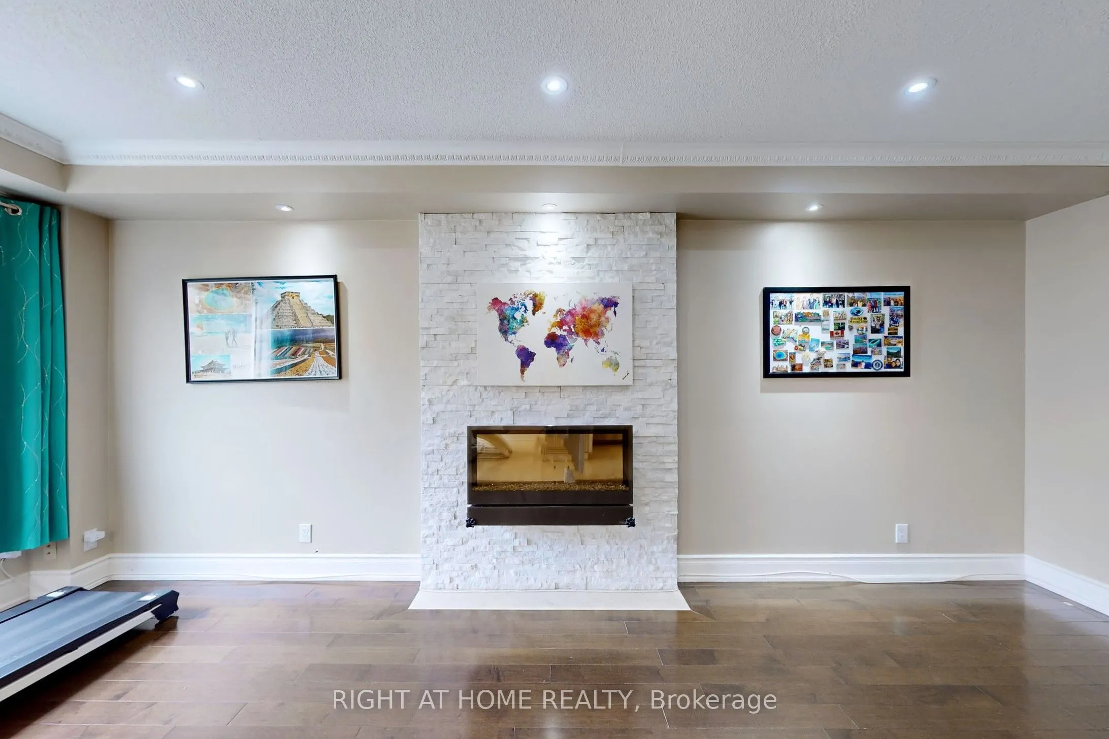 30 Casabel Drive, #Upper