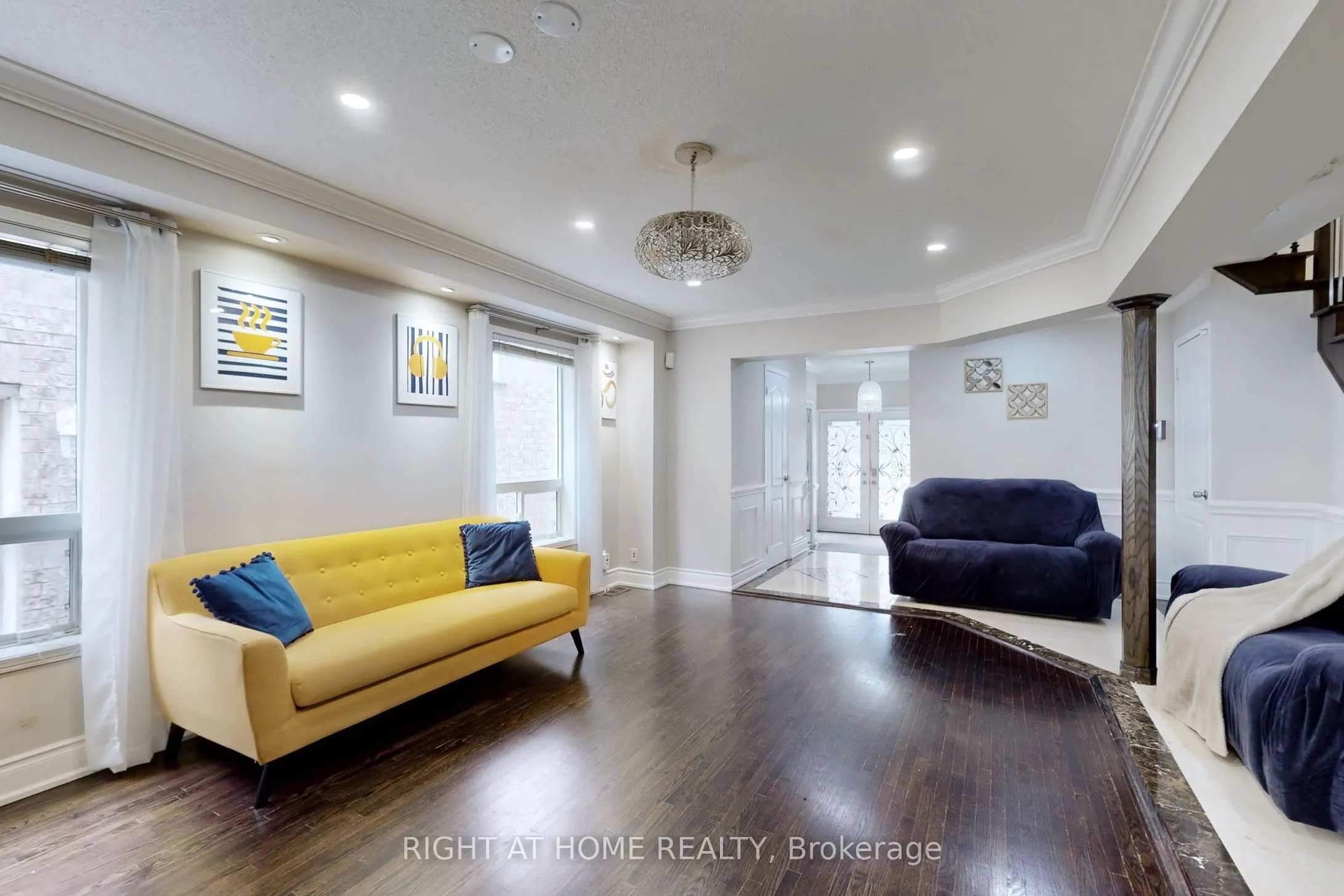 30 Casabel Drive, #Upper