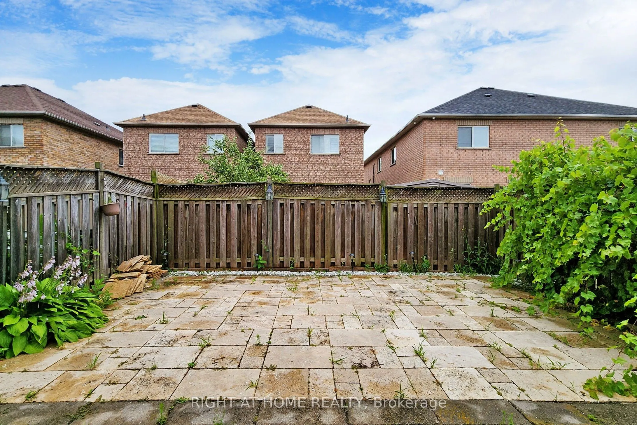 30 Casabel Drive, #Upper