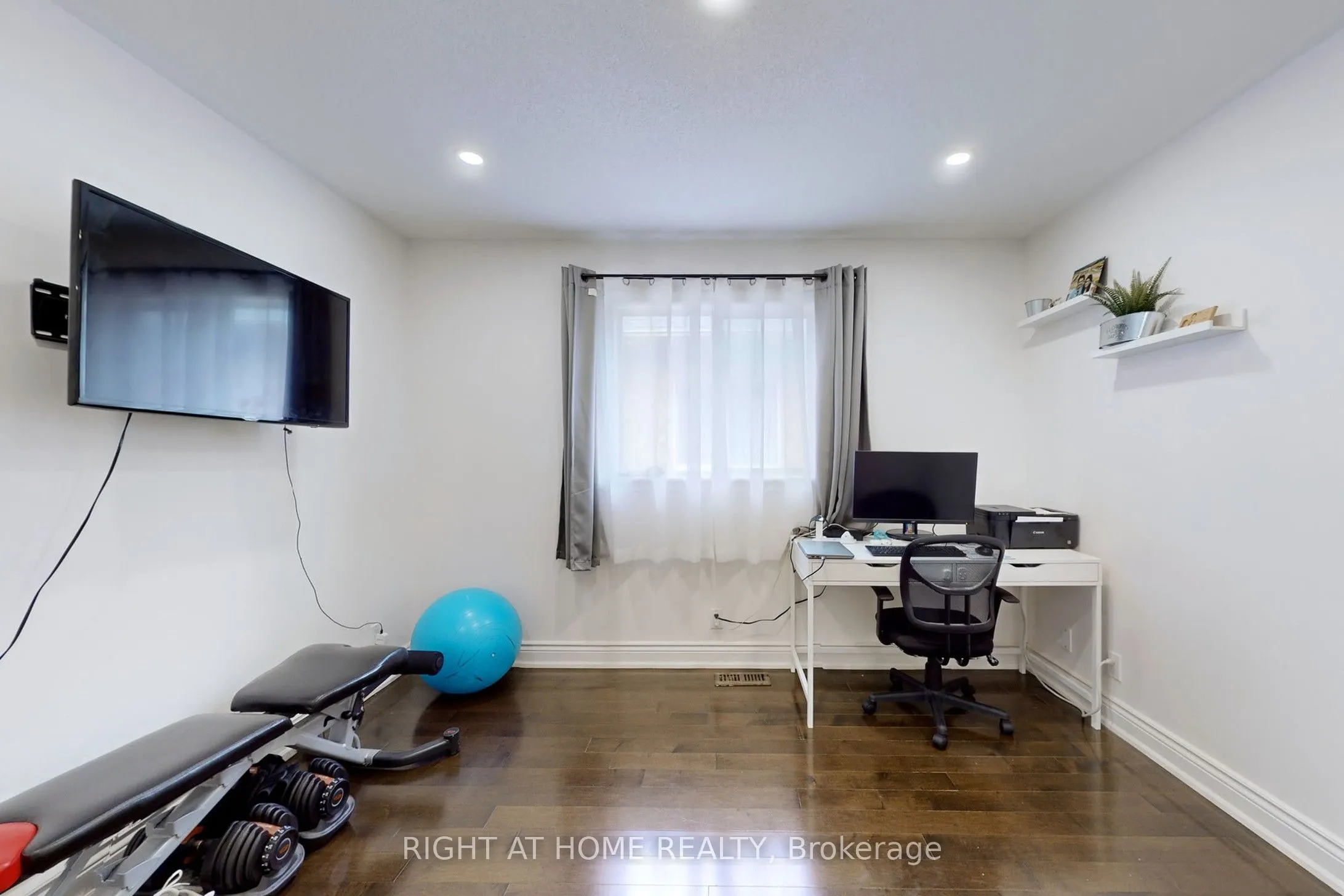 30 Casabel Drive, #Upper