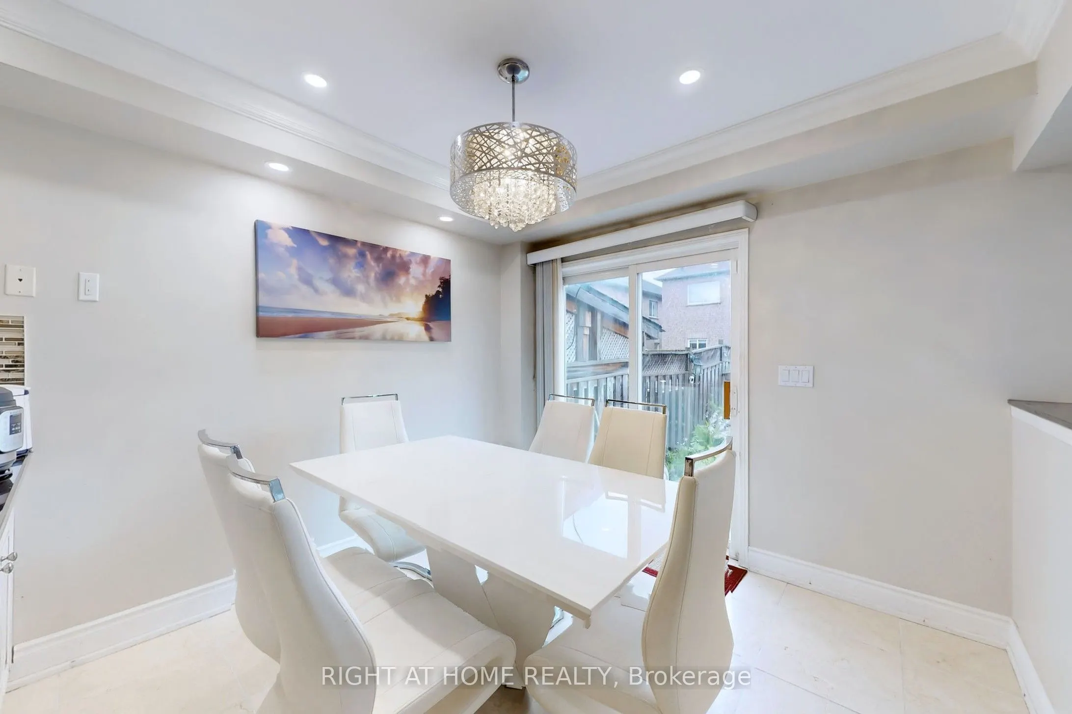 30 Casabel Drive, #Upper