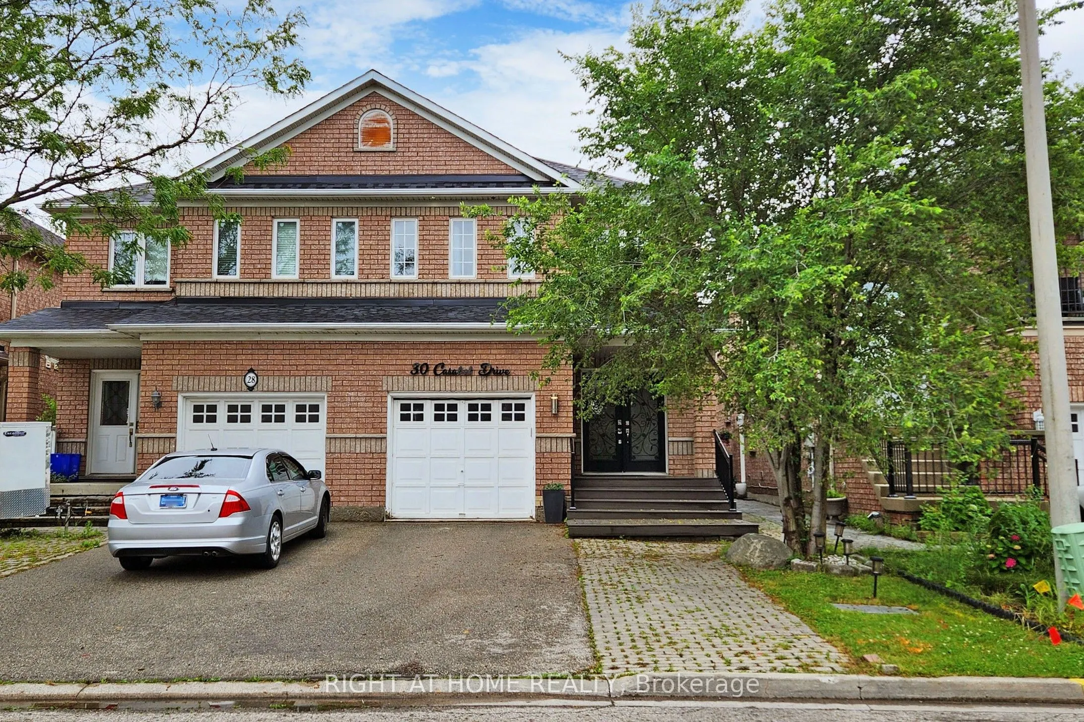 30 Casabel Drive, #Upper