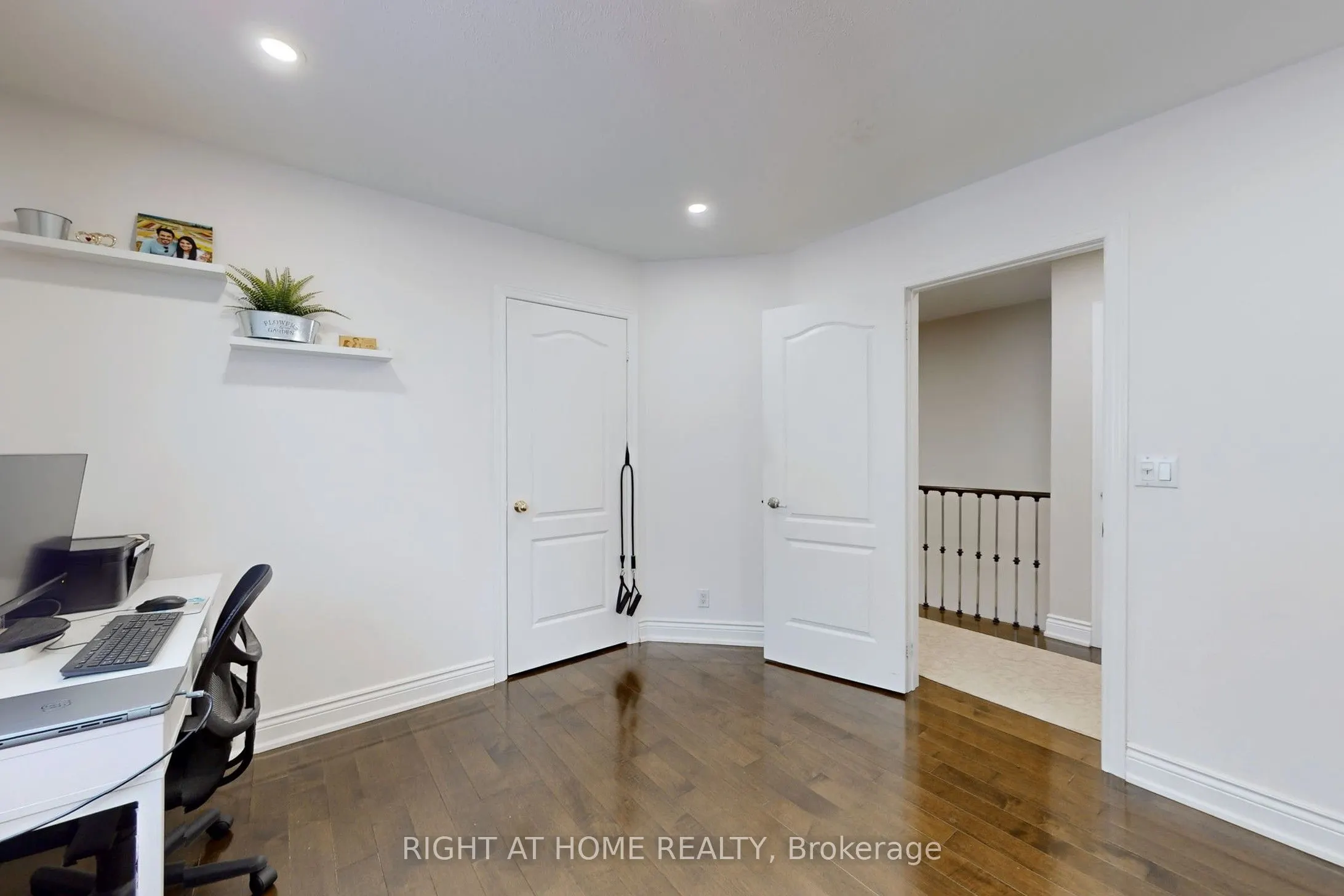 30 Casabel Drive, #Upper