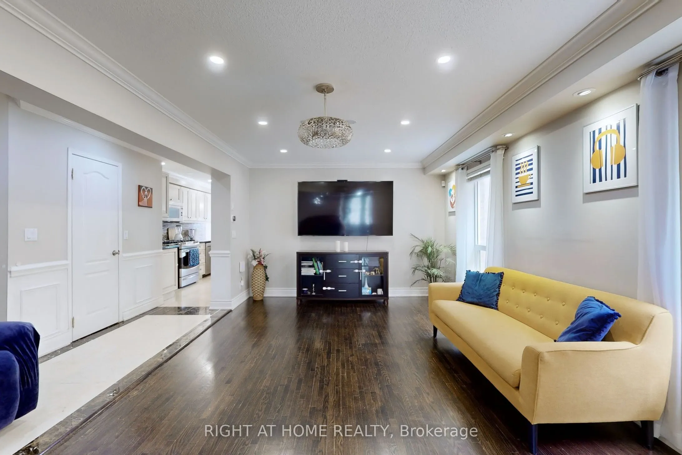30 Casabel Drive, #Upper