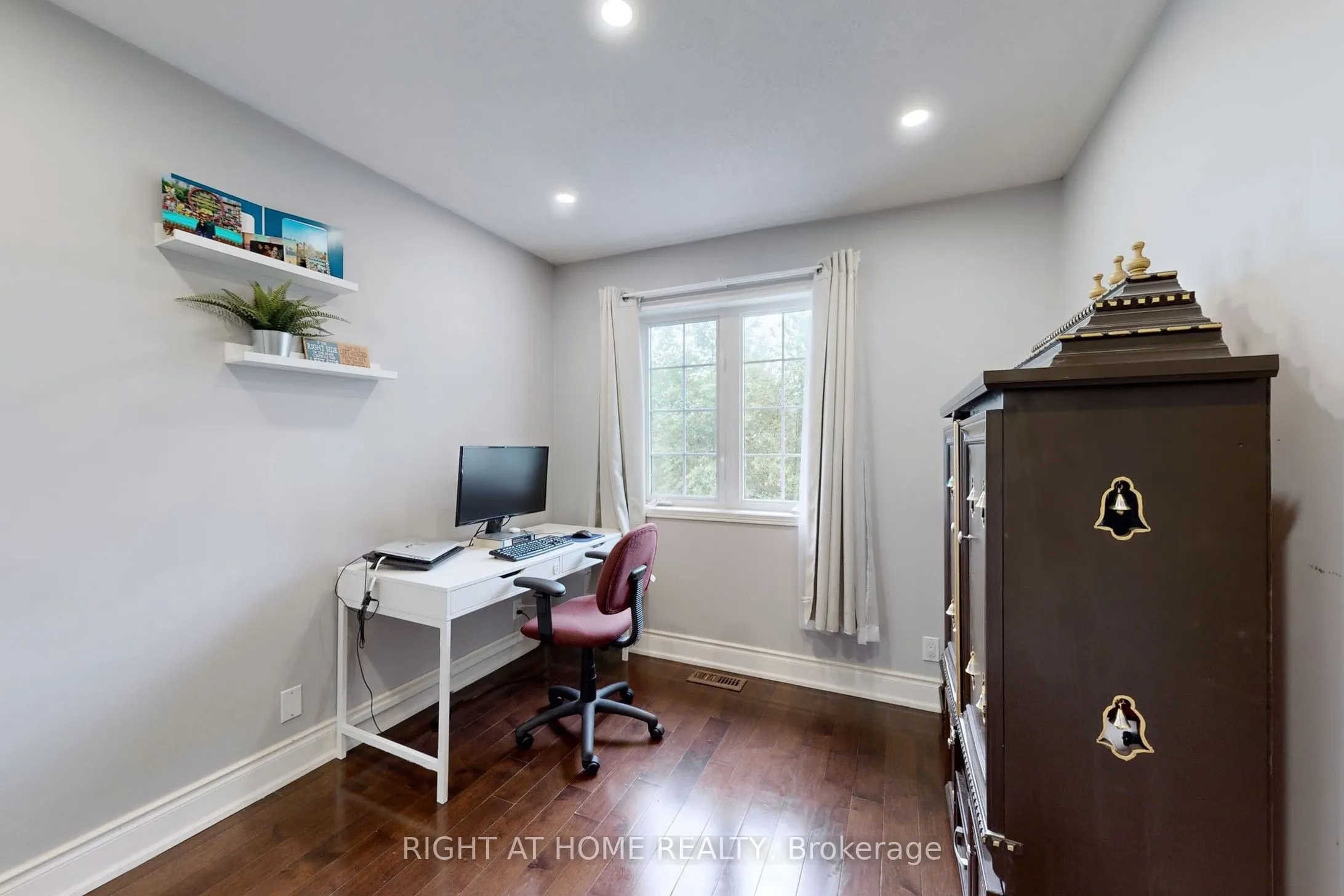 30 Casabel Drive, #Upper