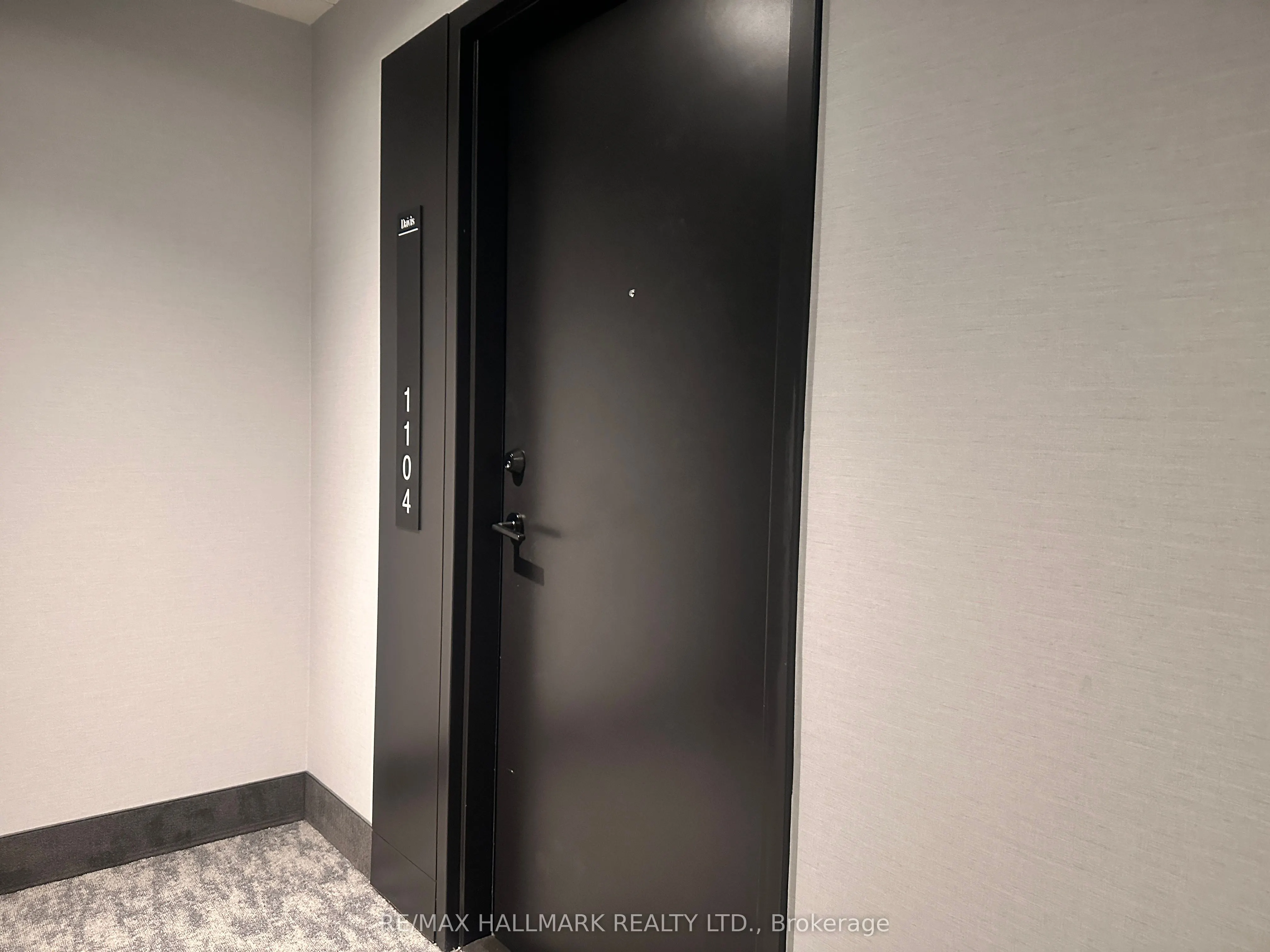 185 Deerfield Road, #1104