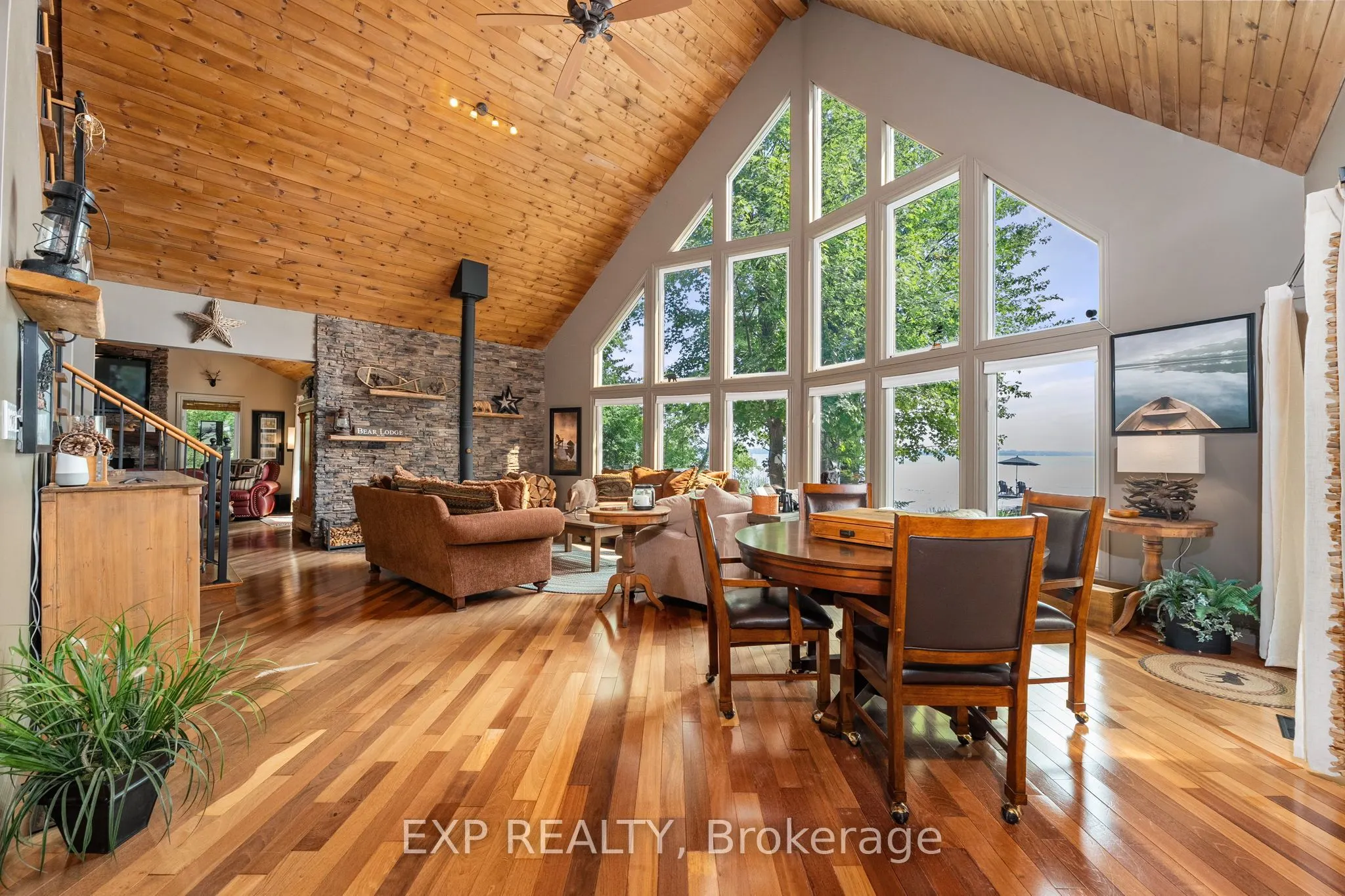 548 Bear Road