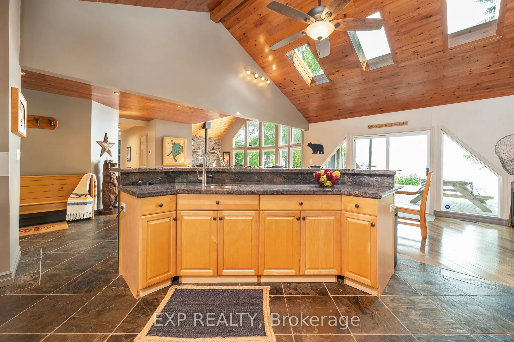 548 Bear Road