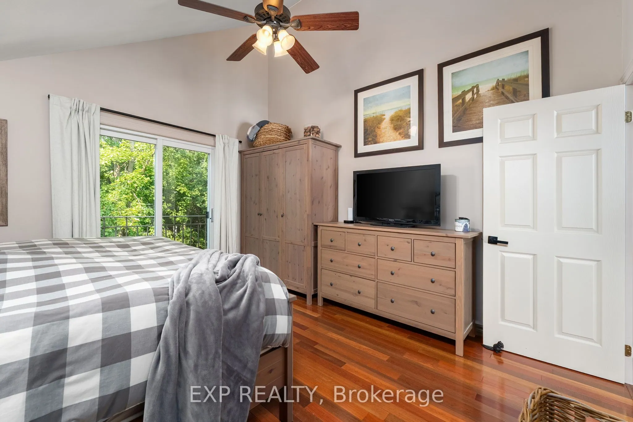 548 Bear Road