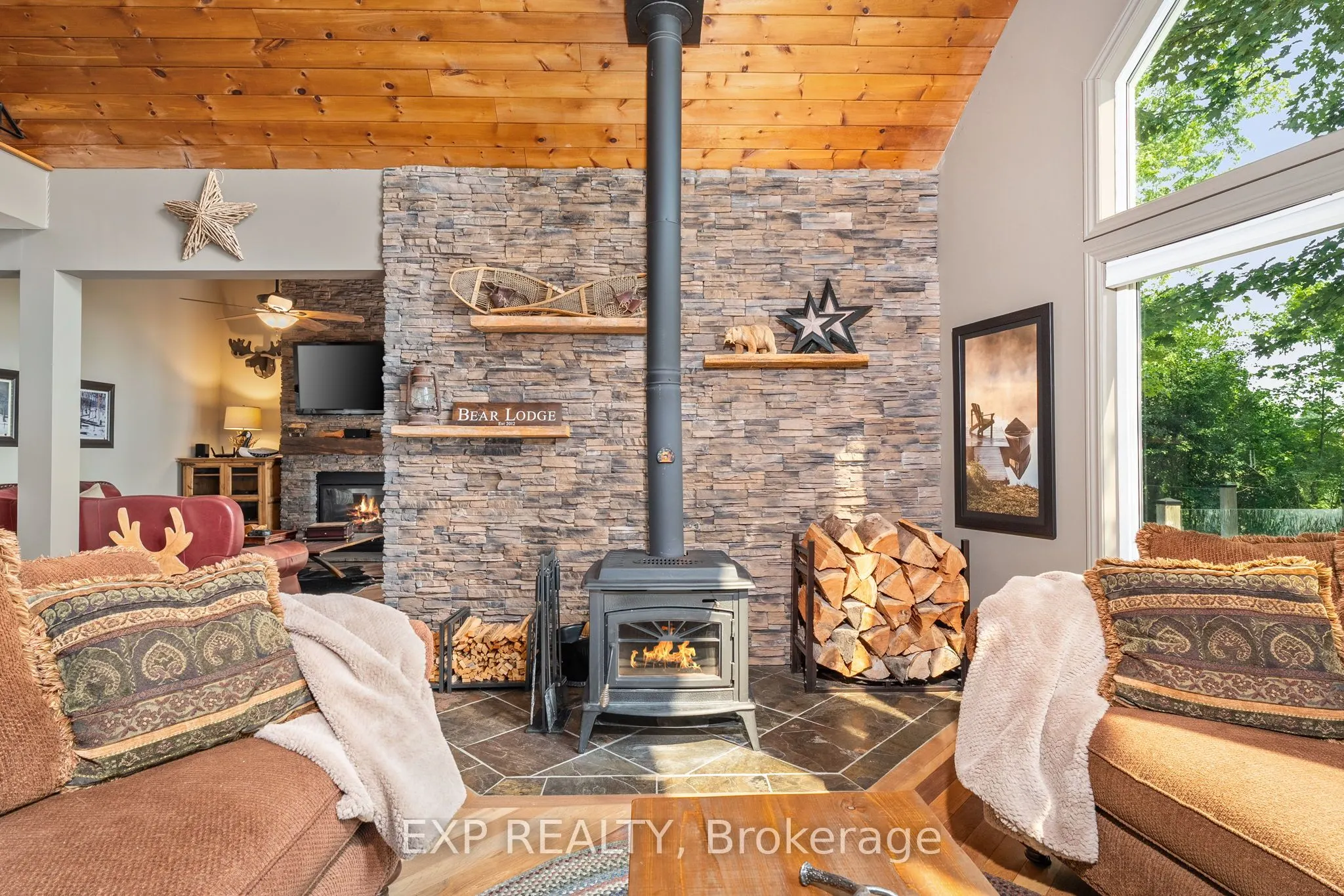 548 Bear Road