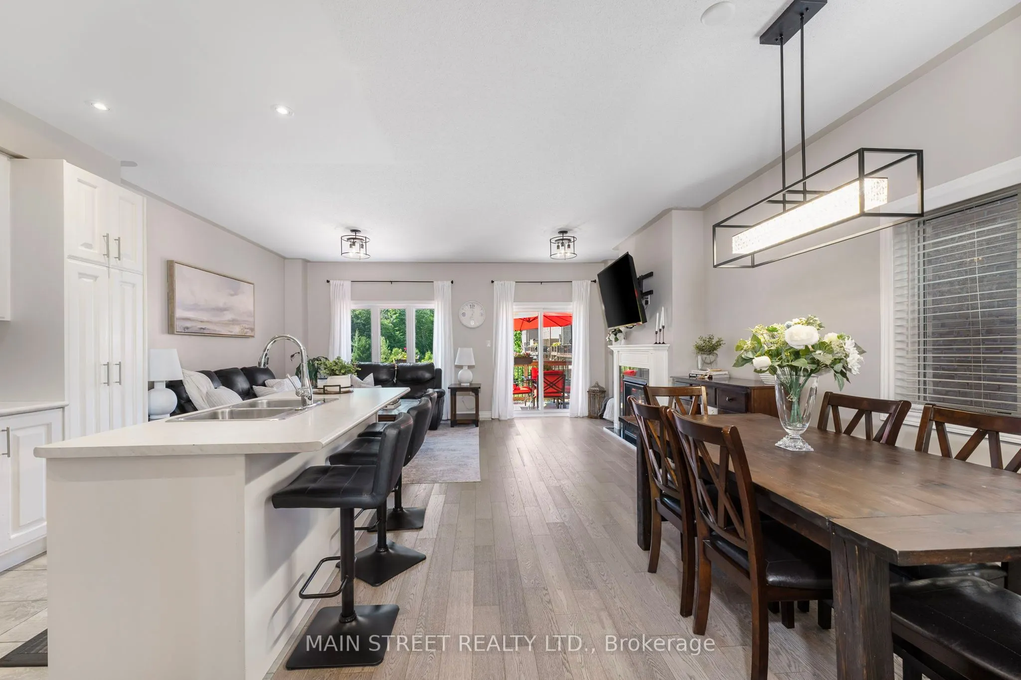10 Prosser Crescent