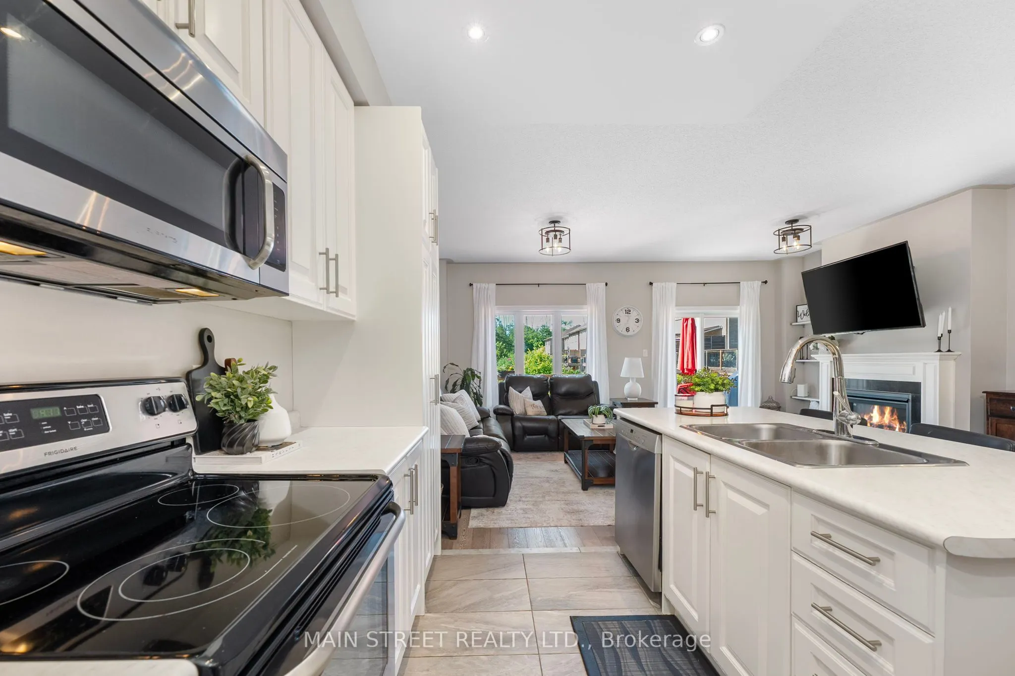 10 Prosser Crescent