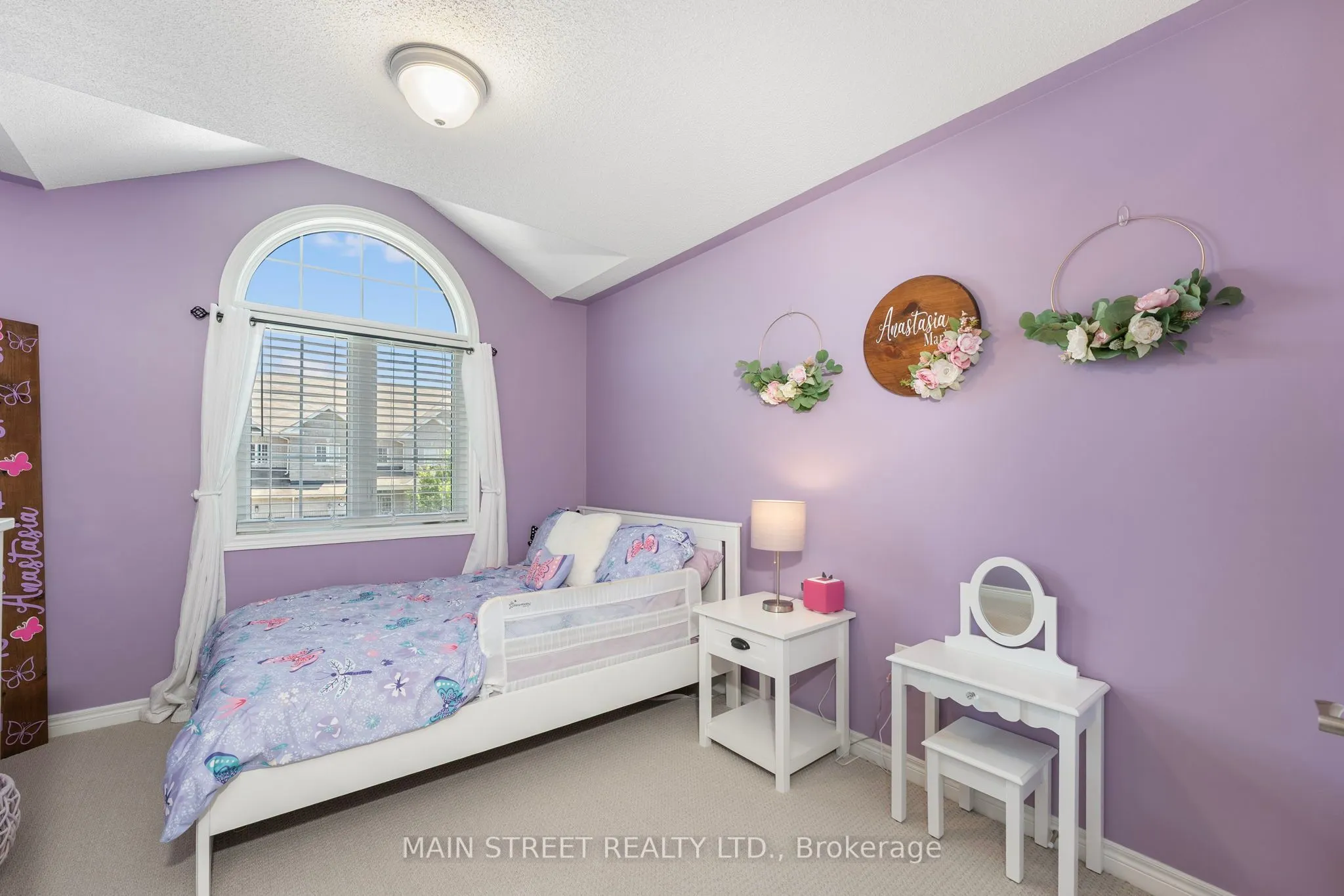 10 Prosser Crescent