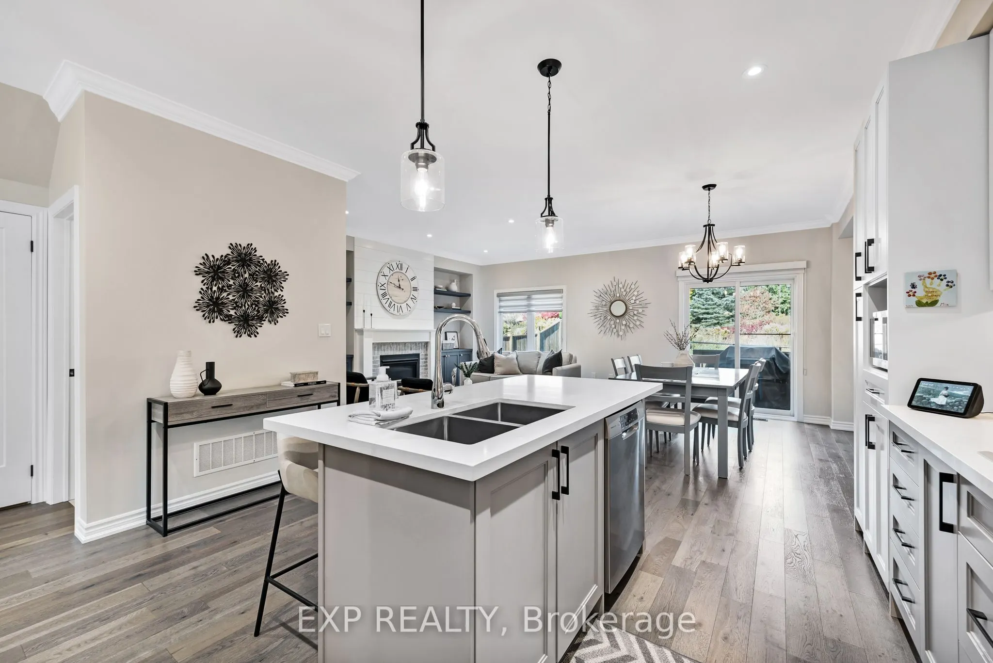 9 Gord Matthews Way