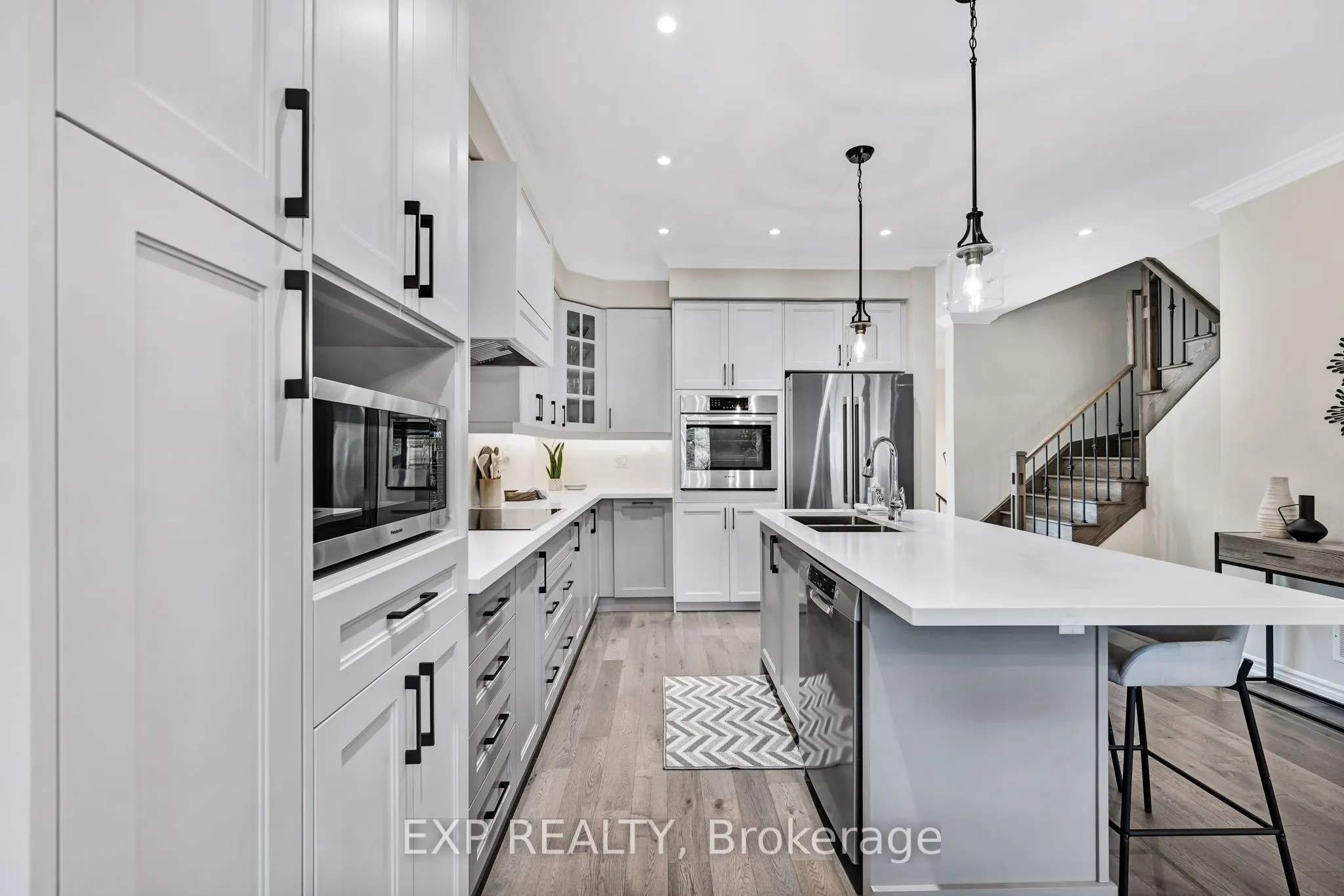 9 Gord Matthews Way