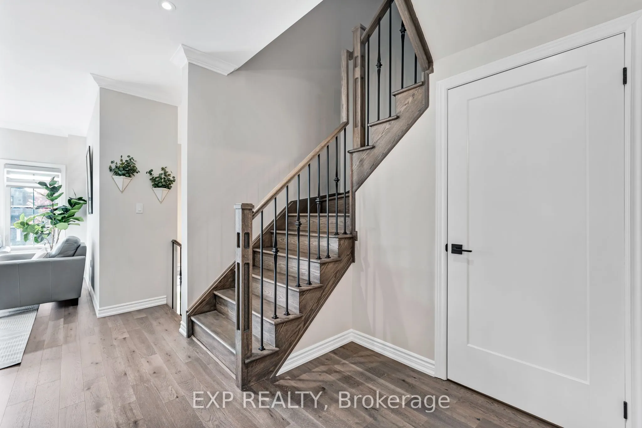 9 Gord Matthews Way