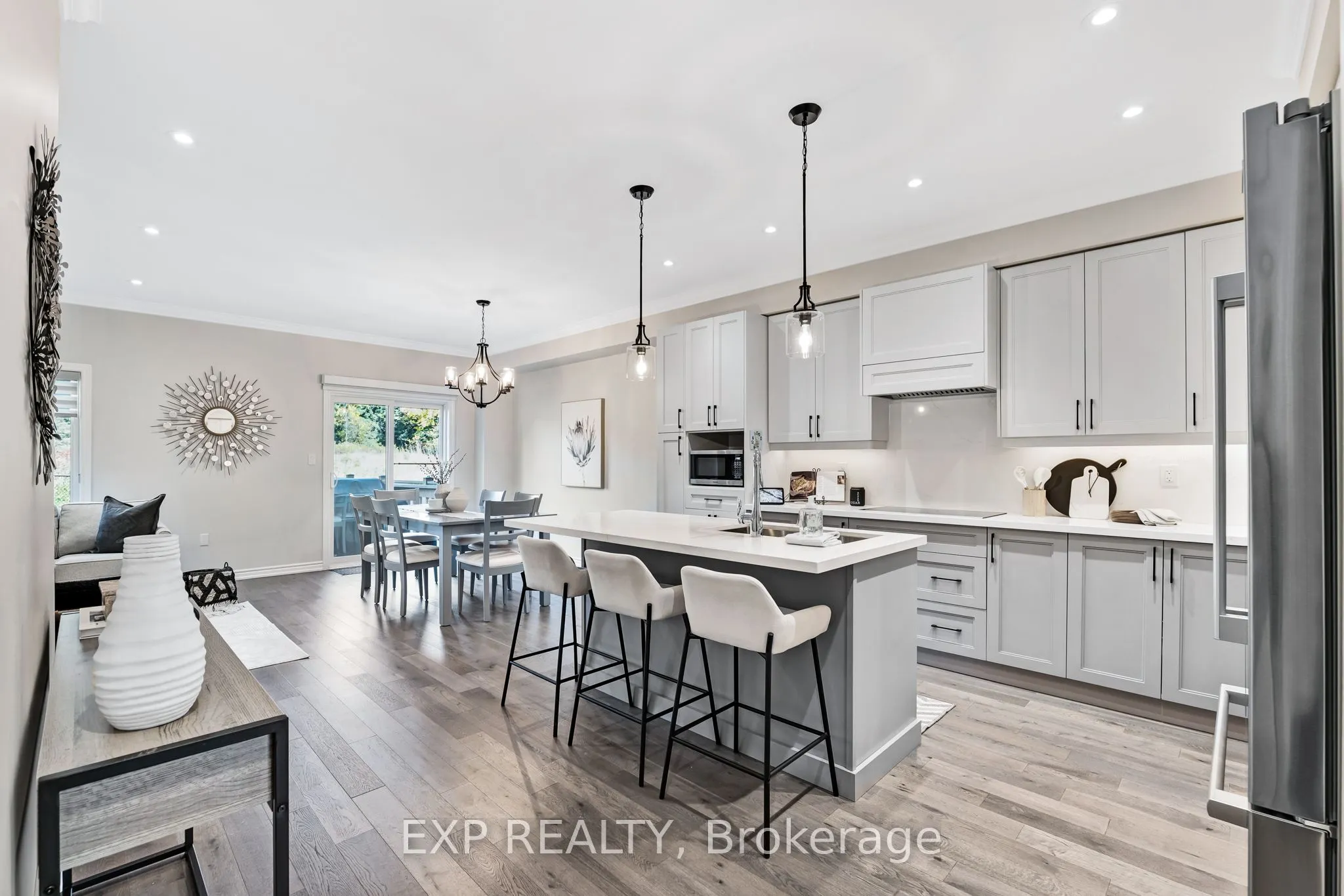 9 Gord Matthews Way
