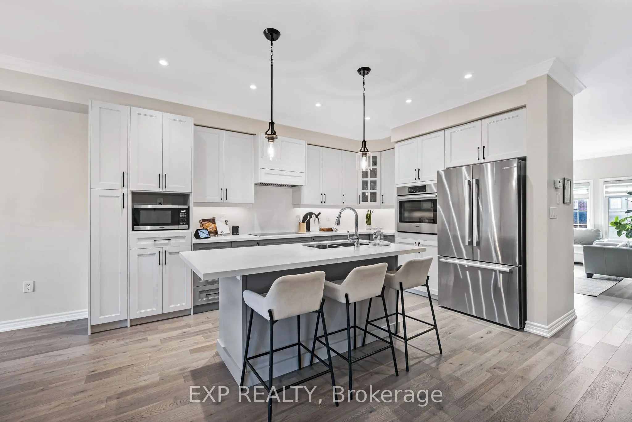 9 Gord Matthews Way