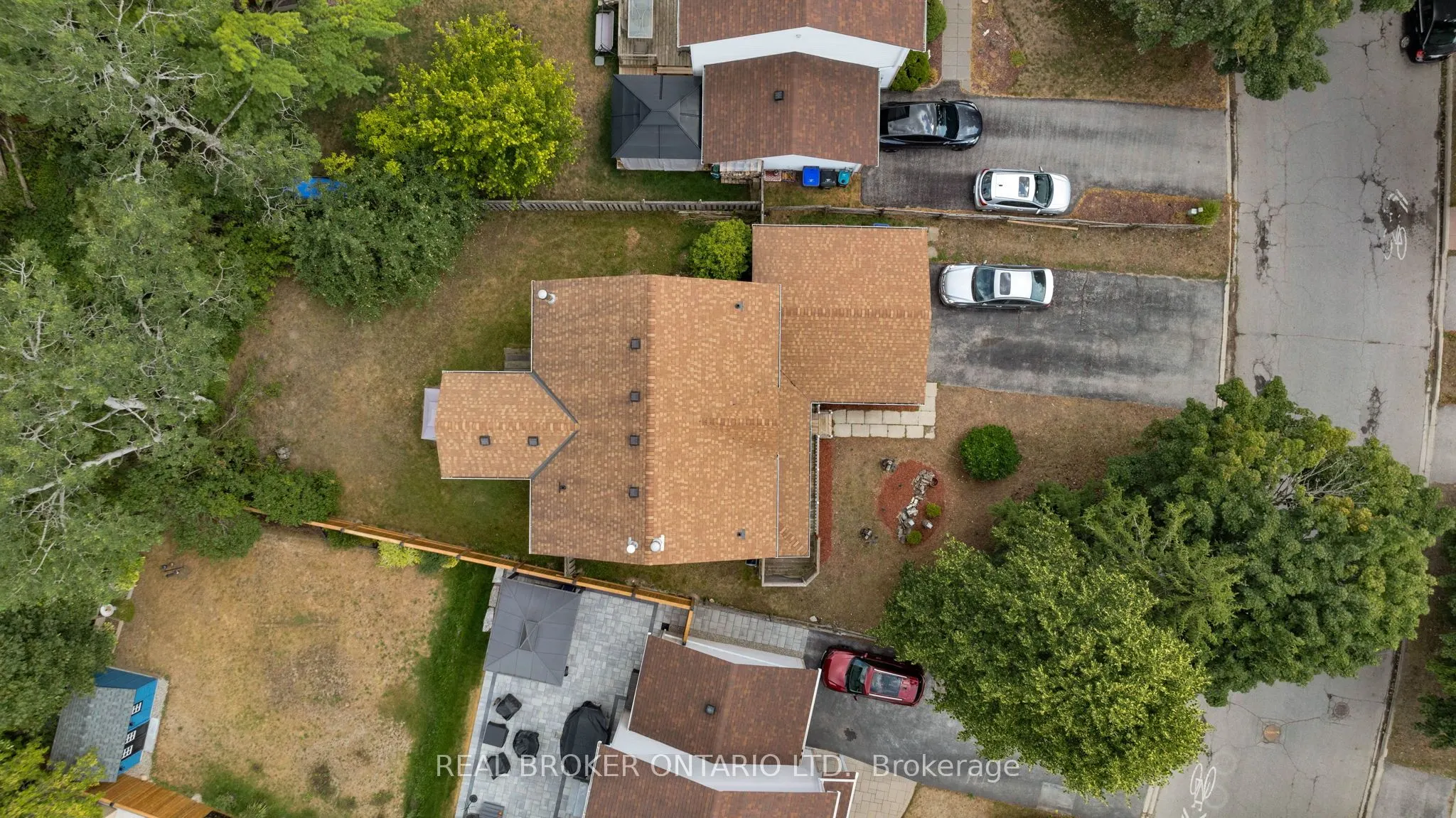 1012 Anna Maria Avenue