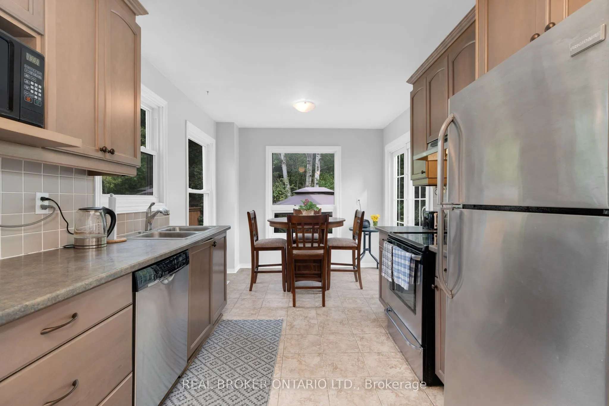1012 Anna Maria Avenue
