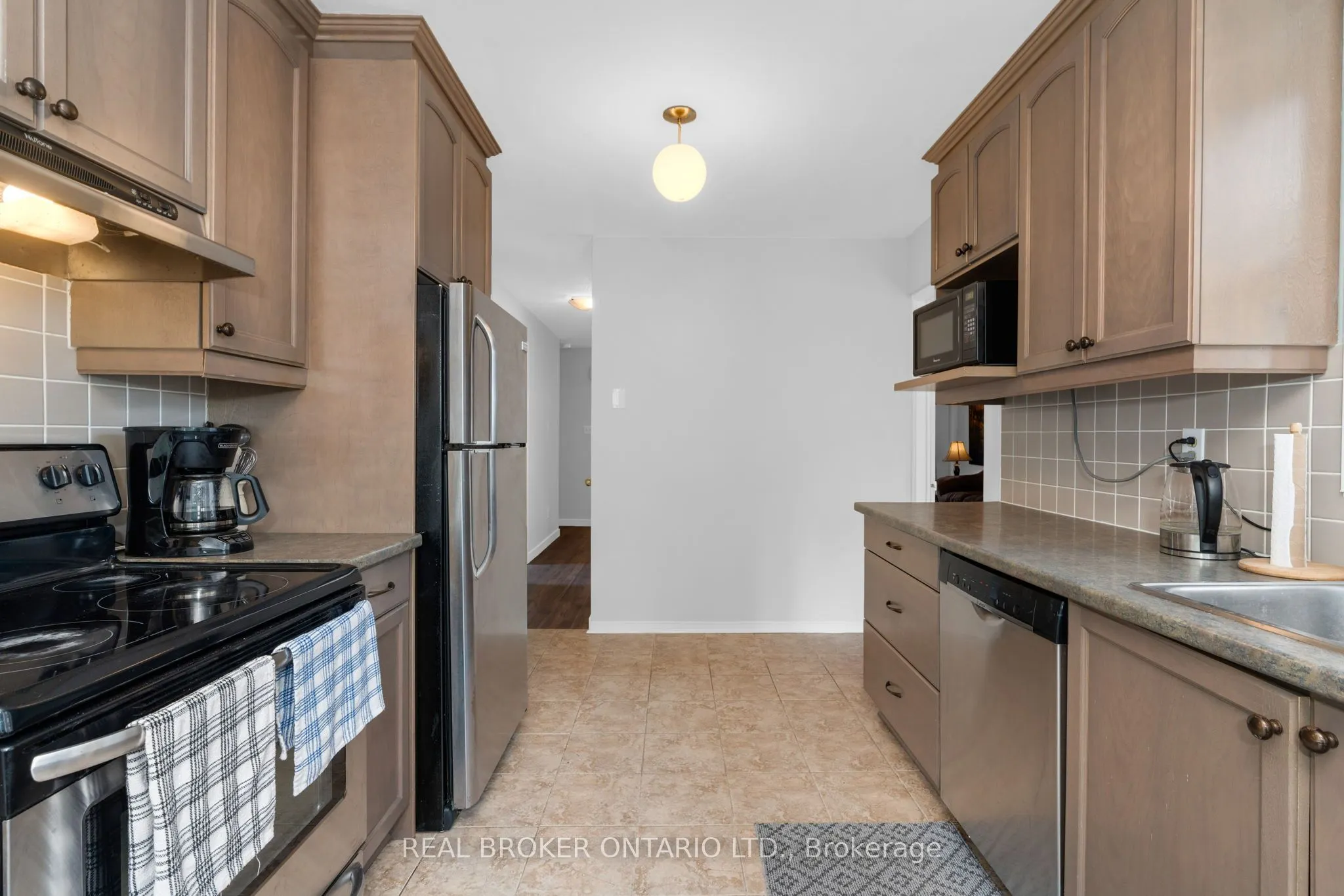 1012 Anna Maria Avenue