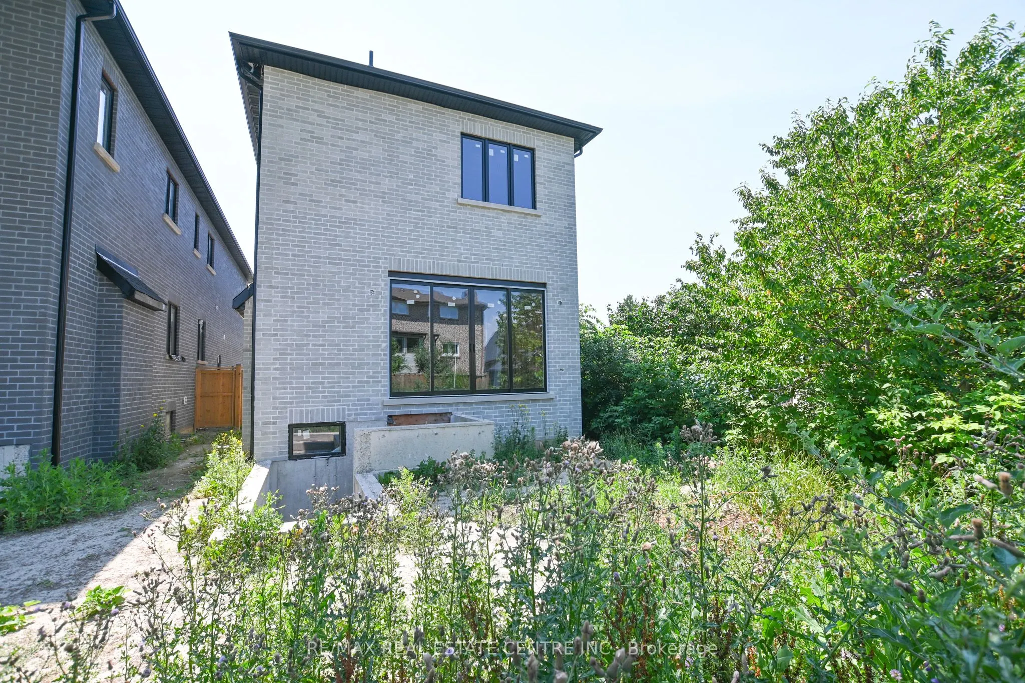 26 Rainbow Drive