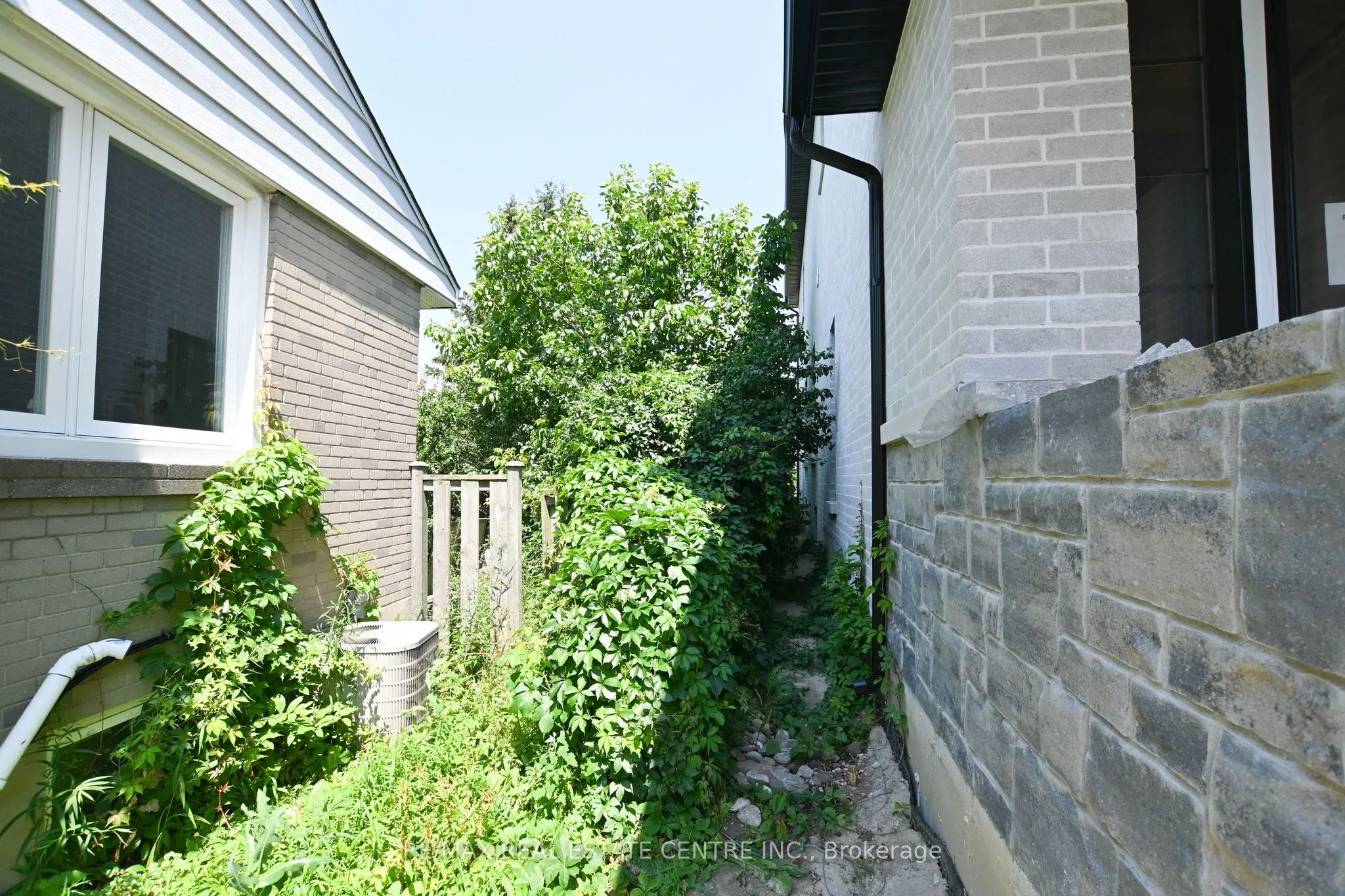 26 Rainbow Drive