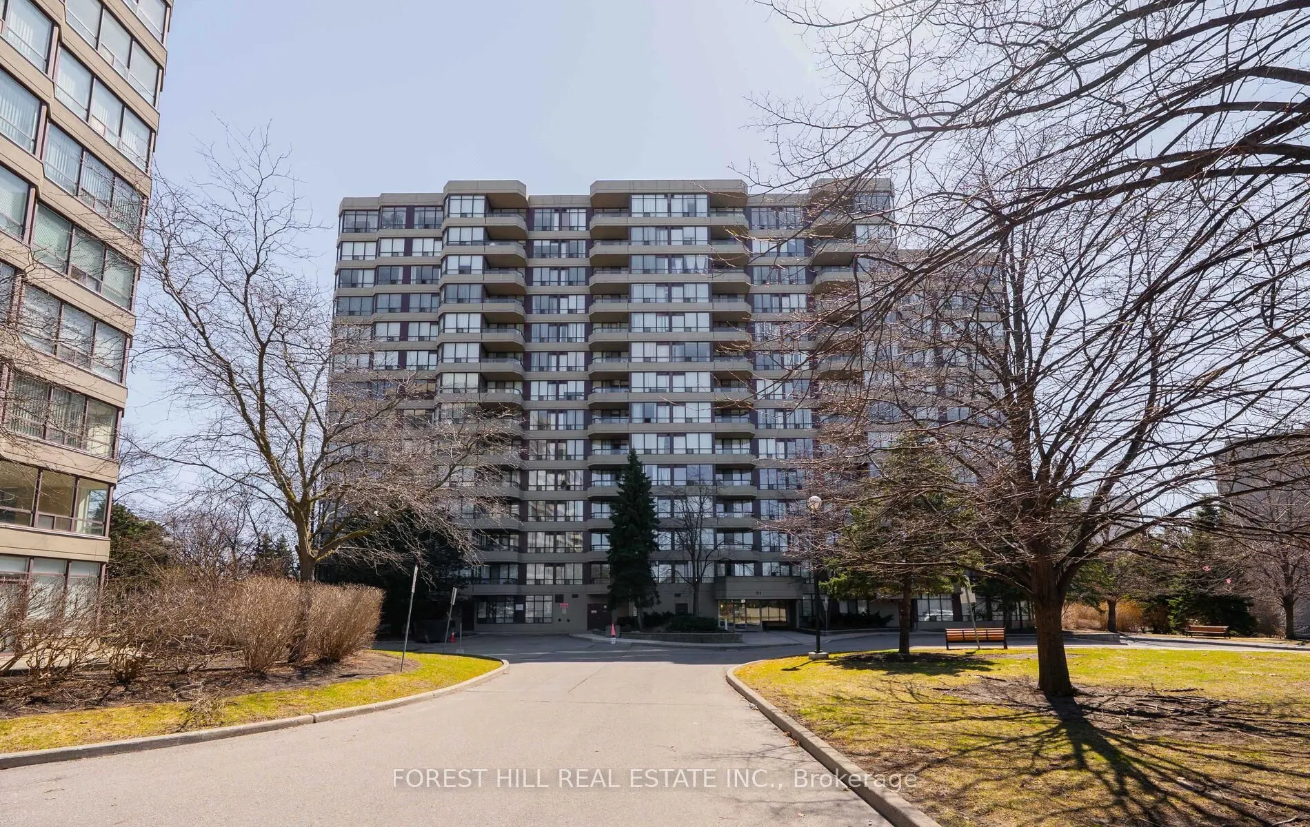 91 Townsgate Drive, #709