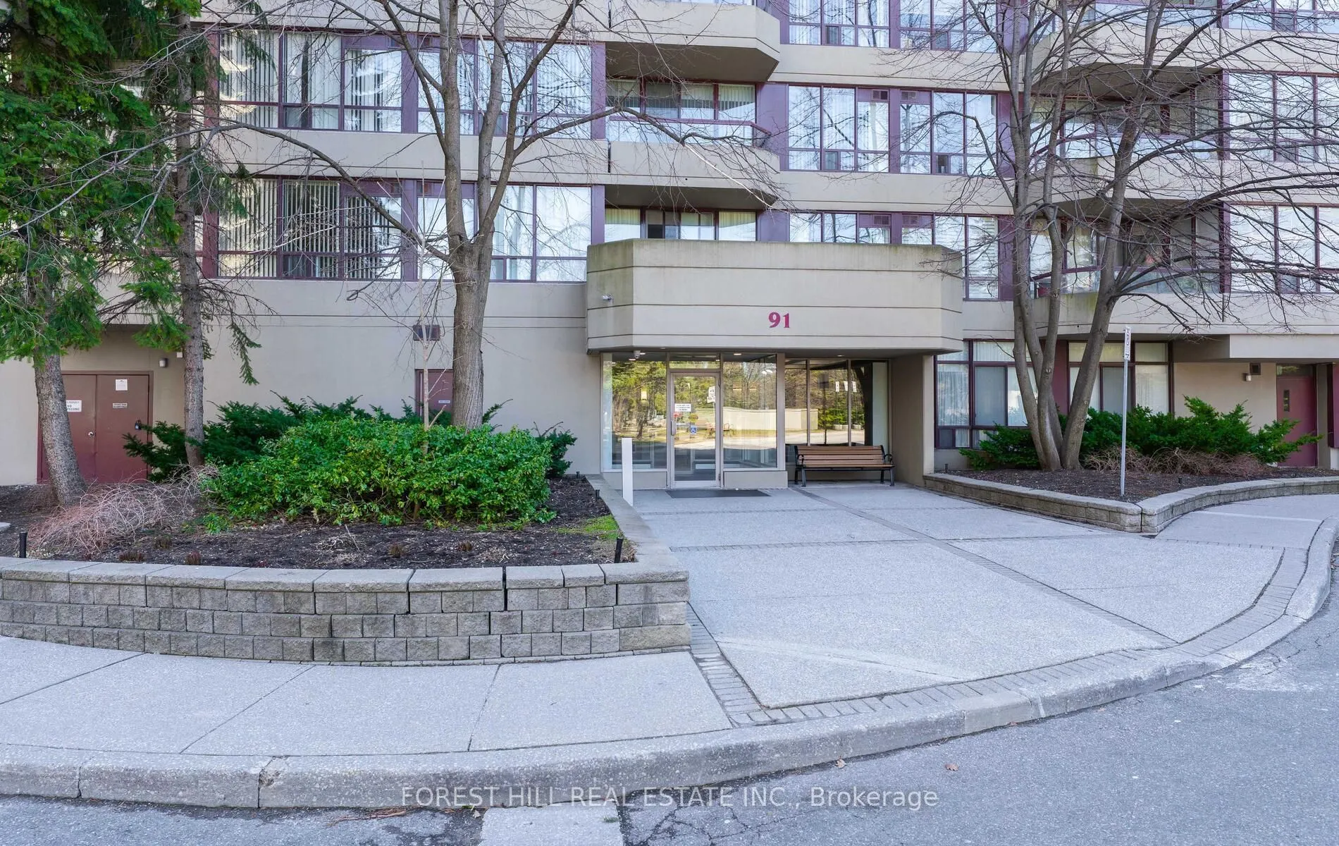 91 Townsgate Drive, #709