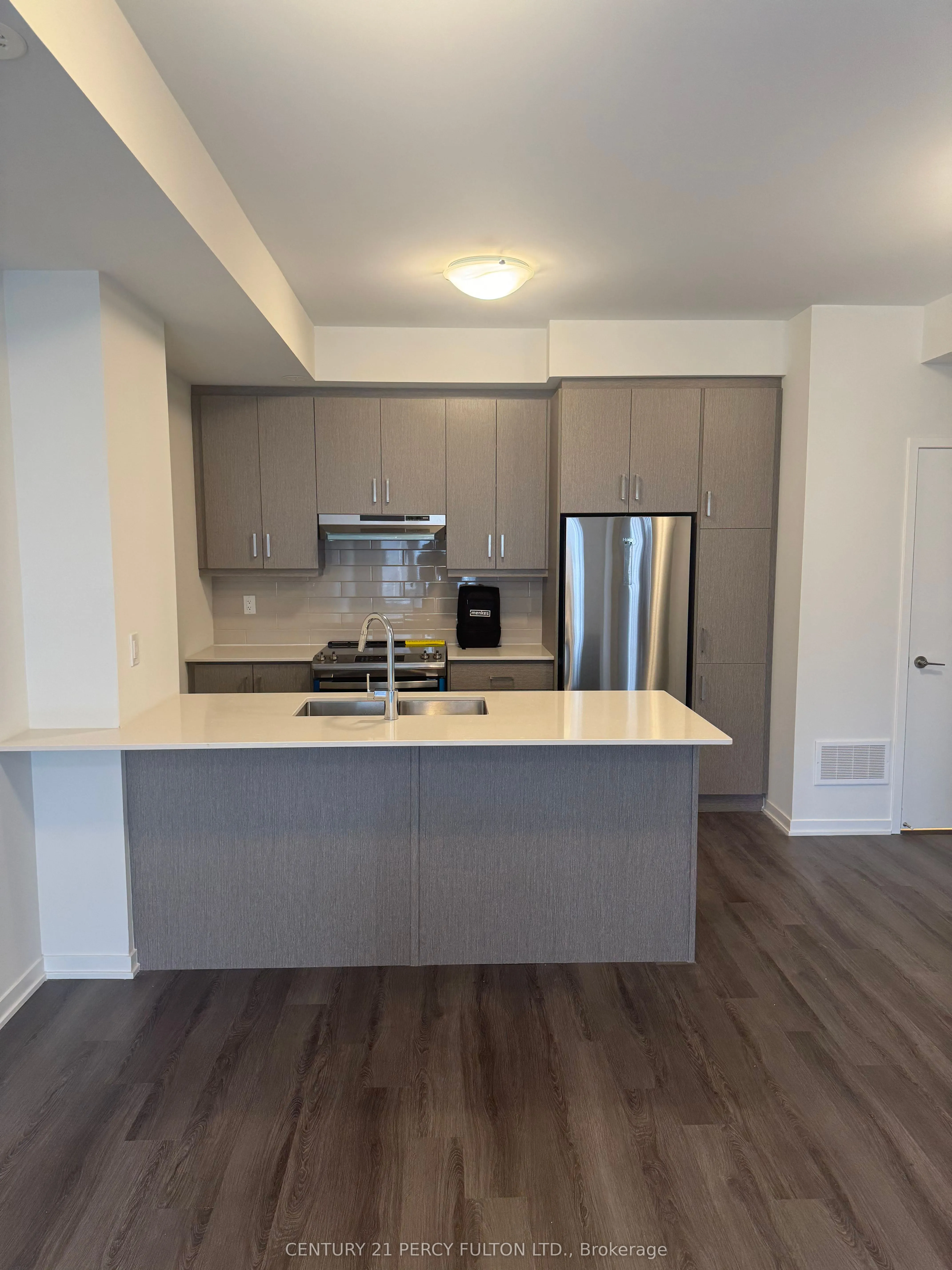 130 Honeycrisp Crescent, #TH 310
