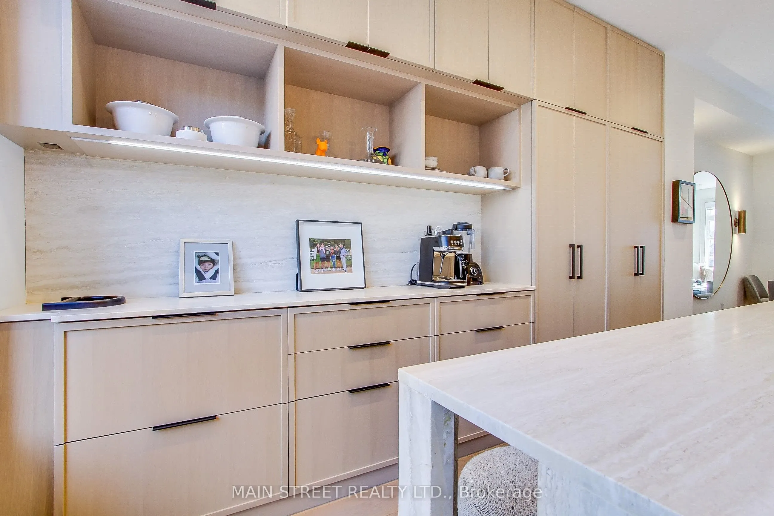12 Powseland Crescent, #27