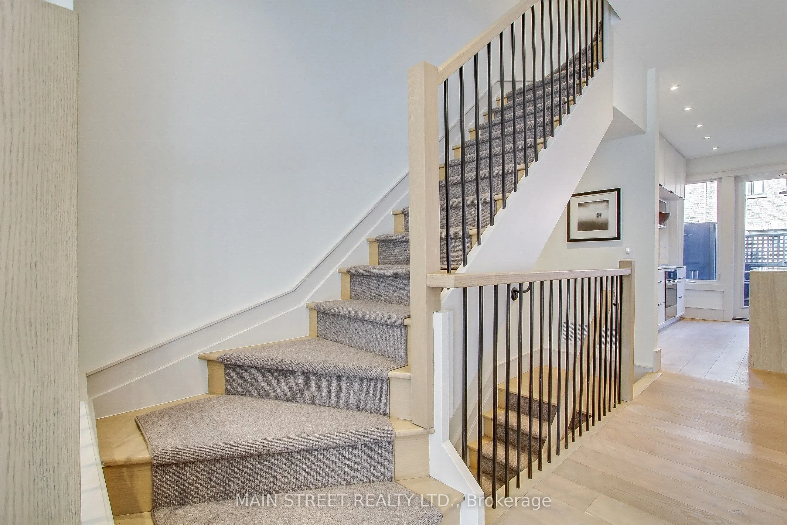 12 Powseland Crescent, #27