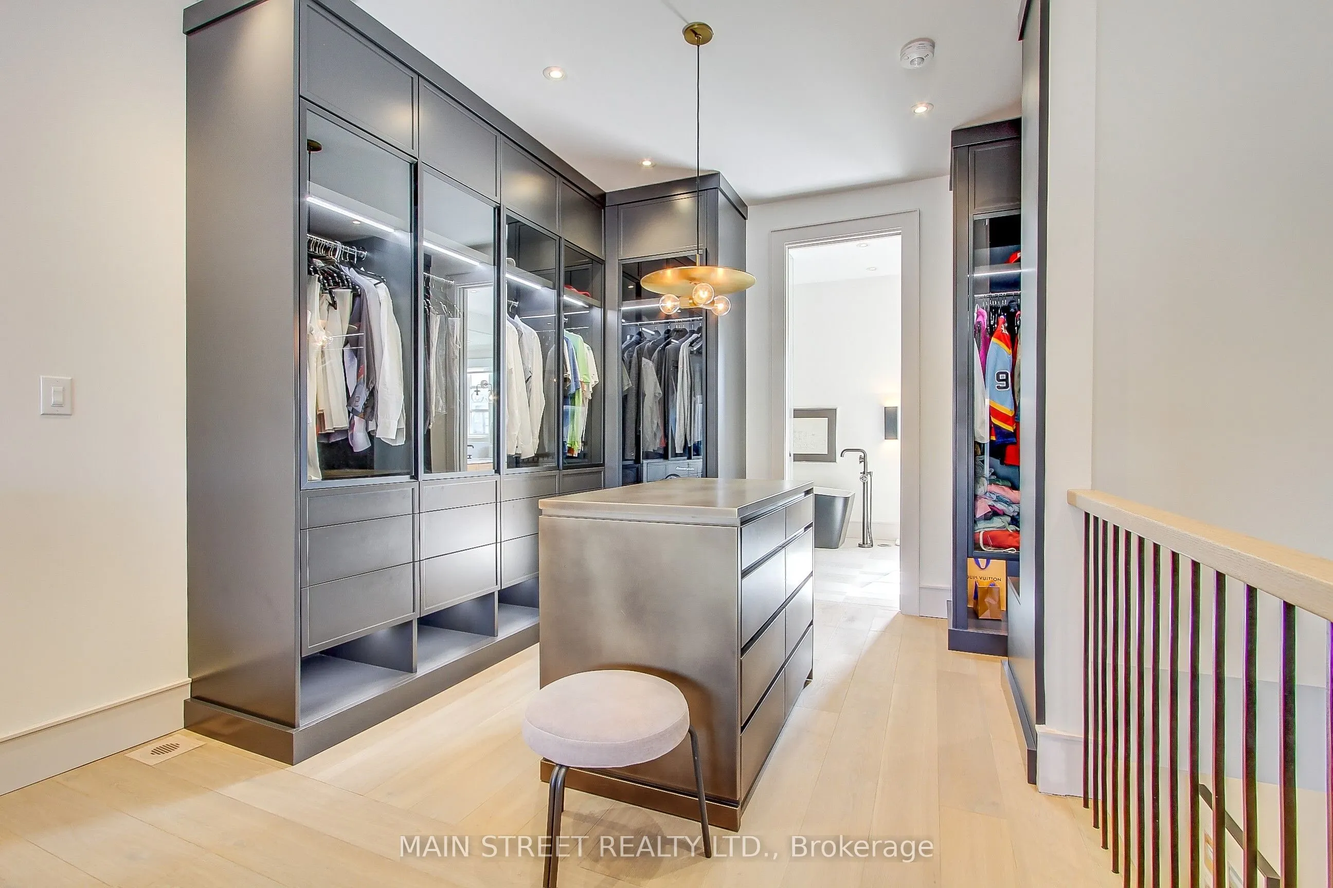 12 Powseland Crescent, #27