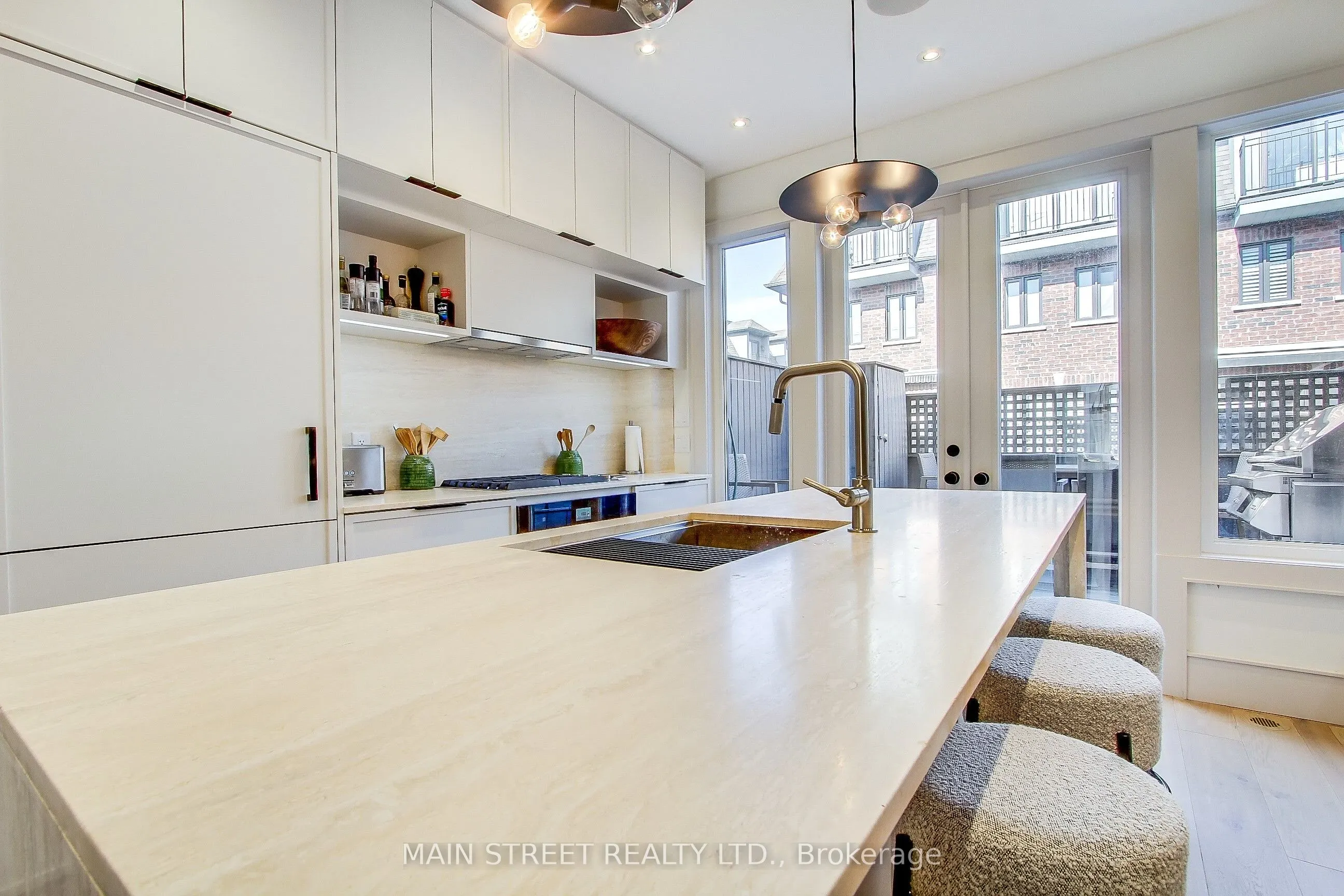 12 Powseland Crescent, #27