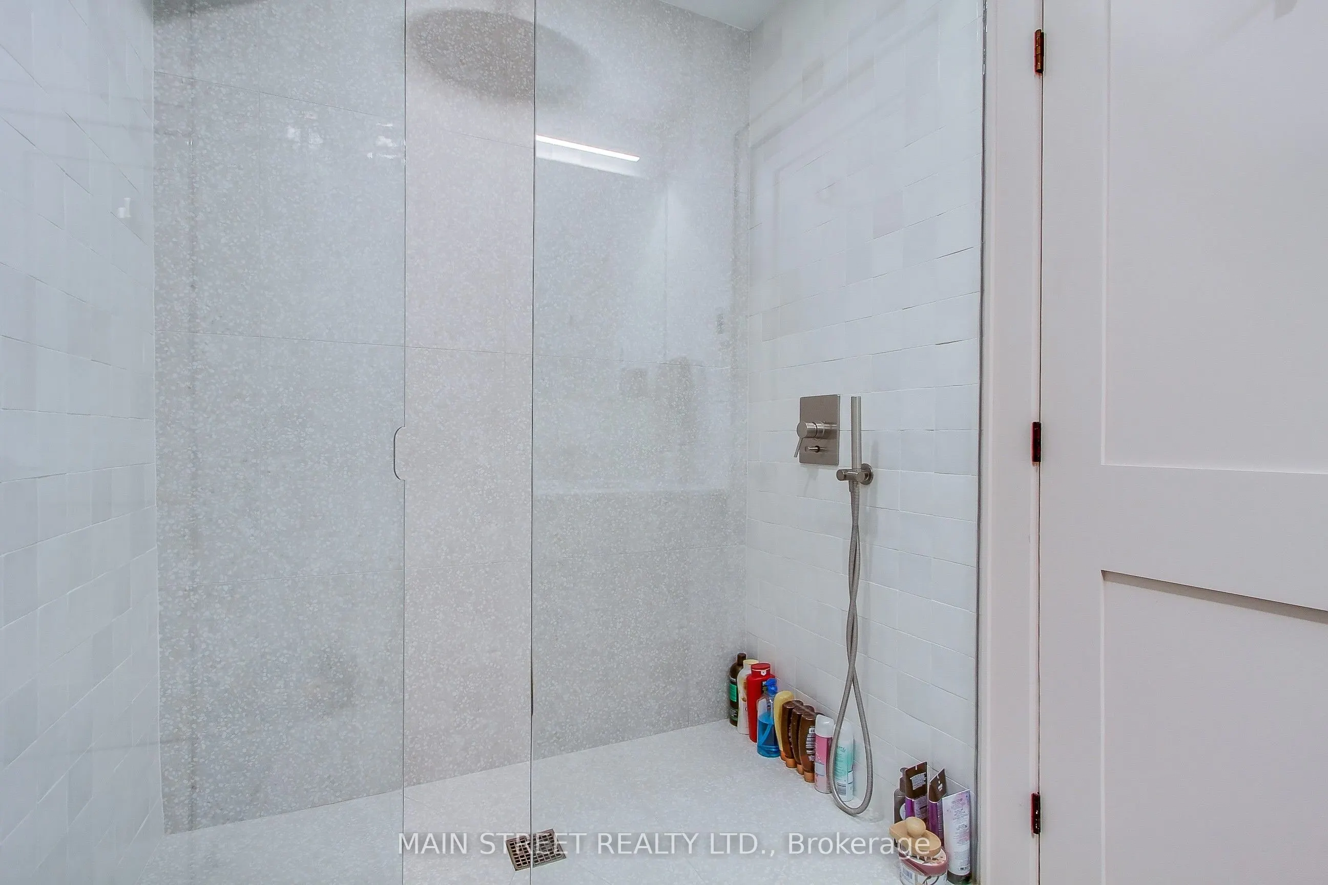 12 Powseland Crescent, #27