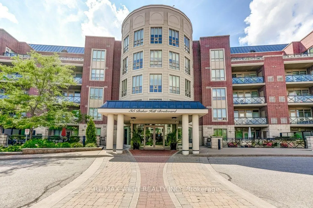 35 Baker Hill Boulevard, #404