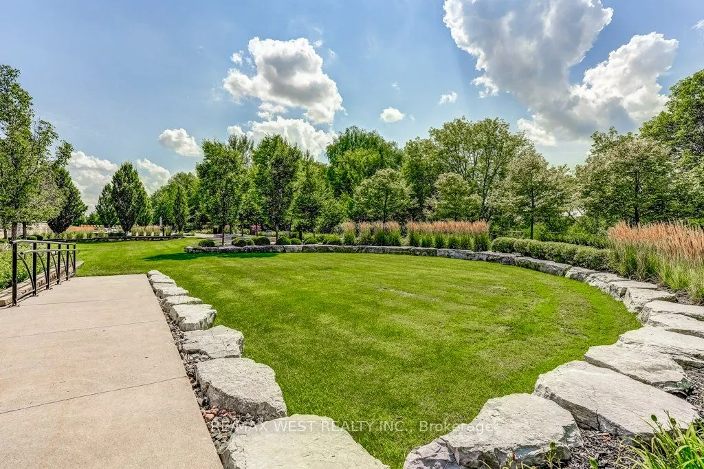 35 Baker Hill Boulevard, #404