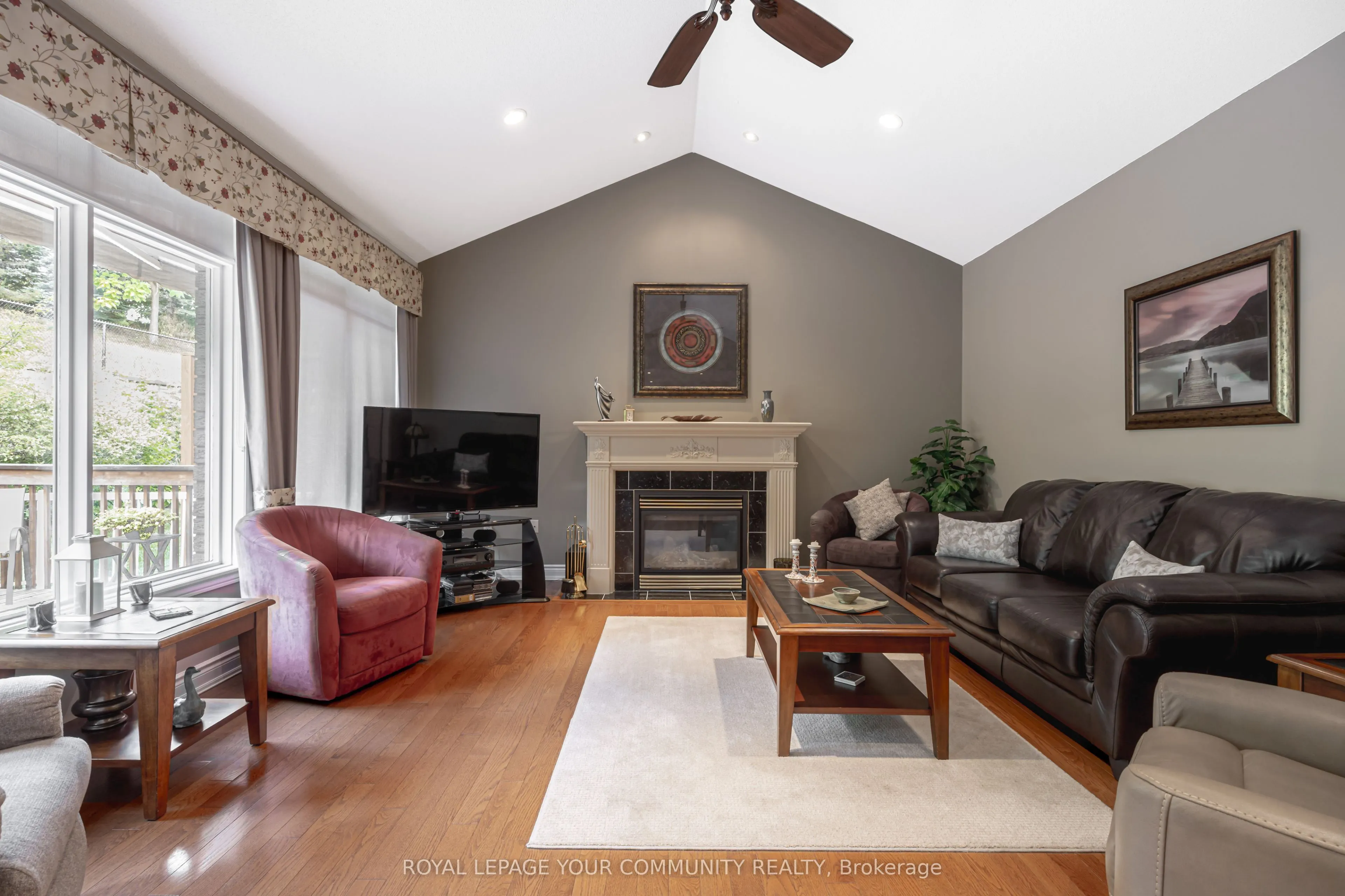 50 Renaissance Point, #17