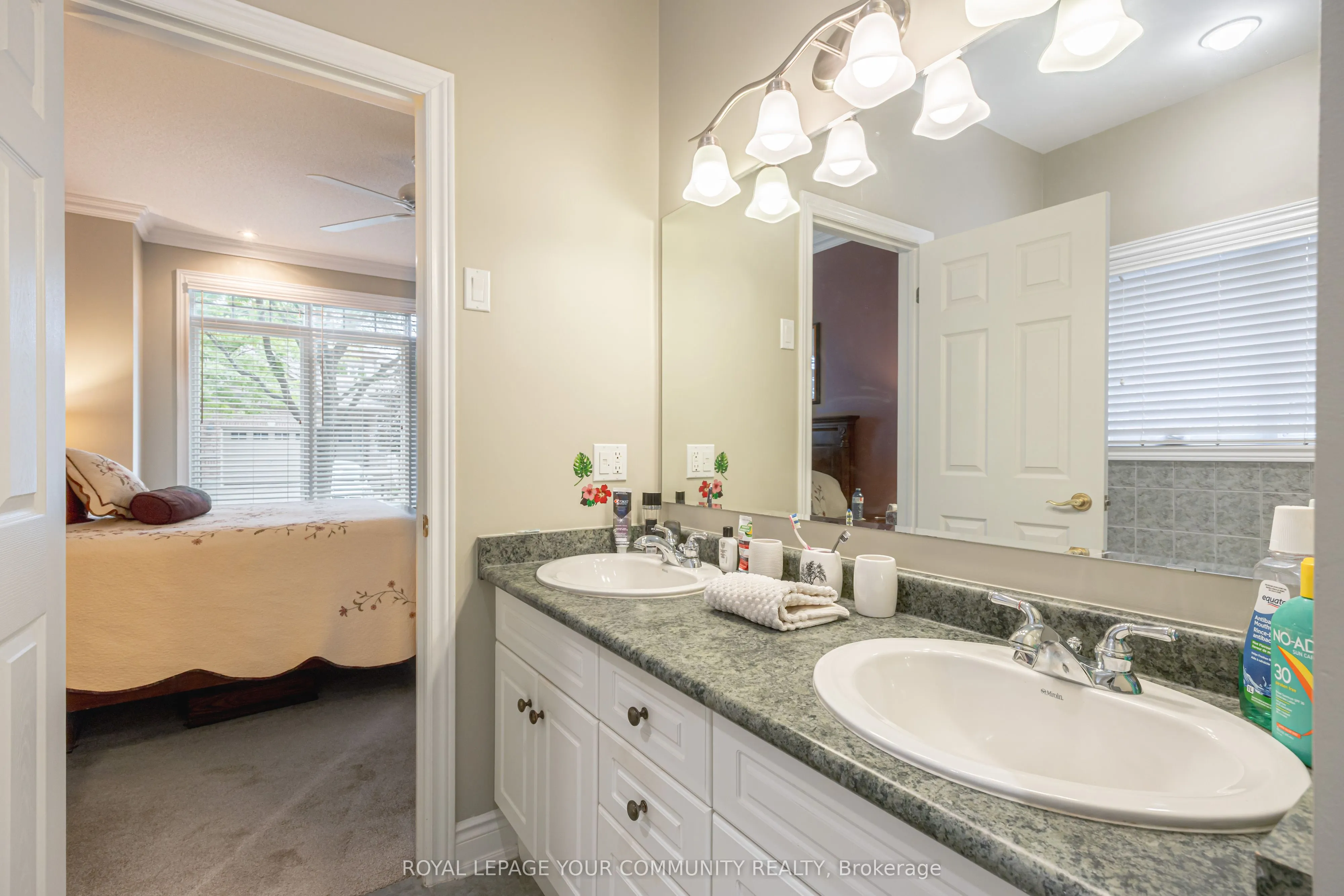 50 Renaissance Point, #17