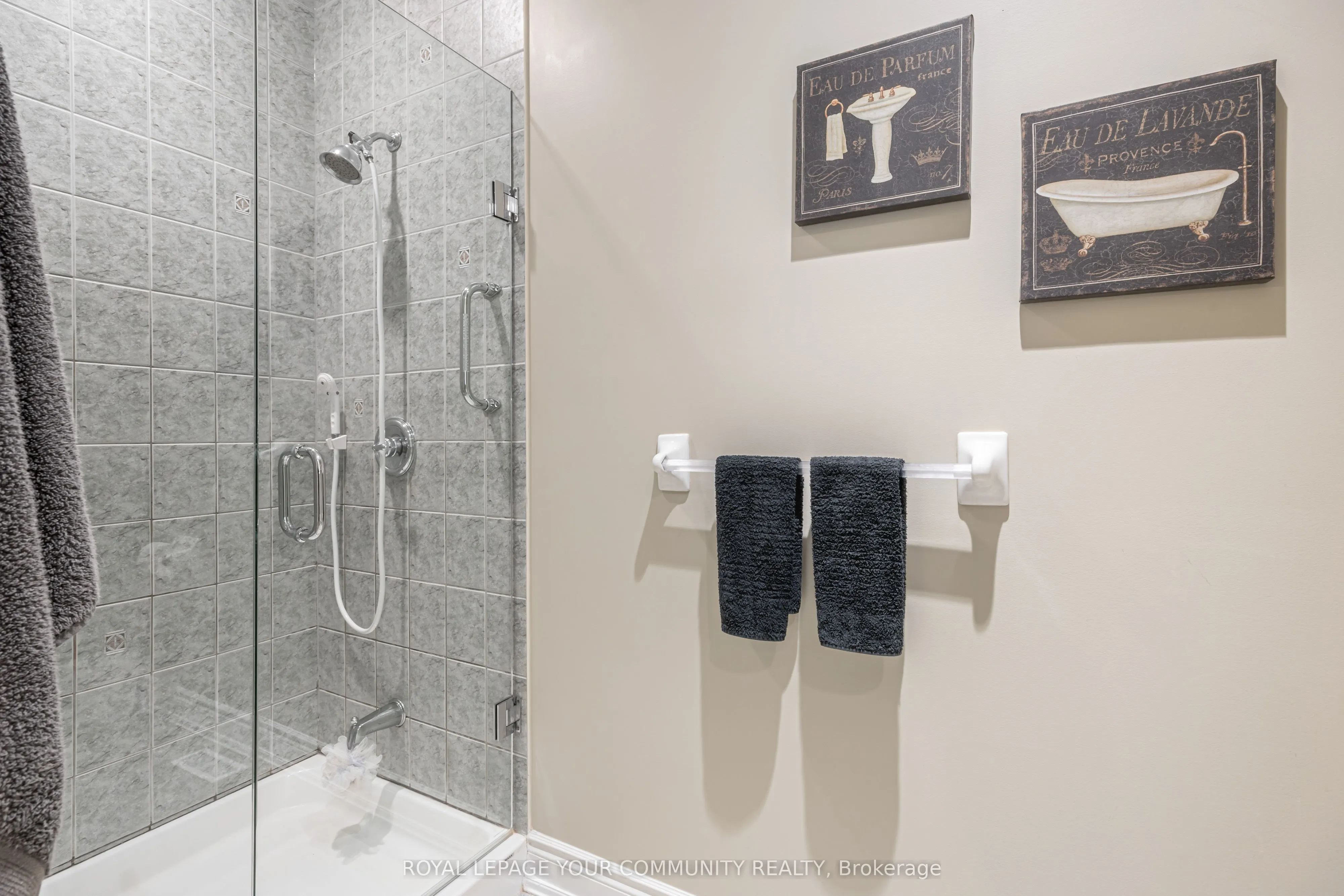 50 Renaissance Point, #17