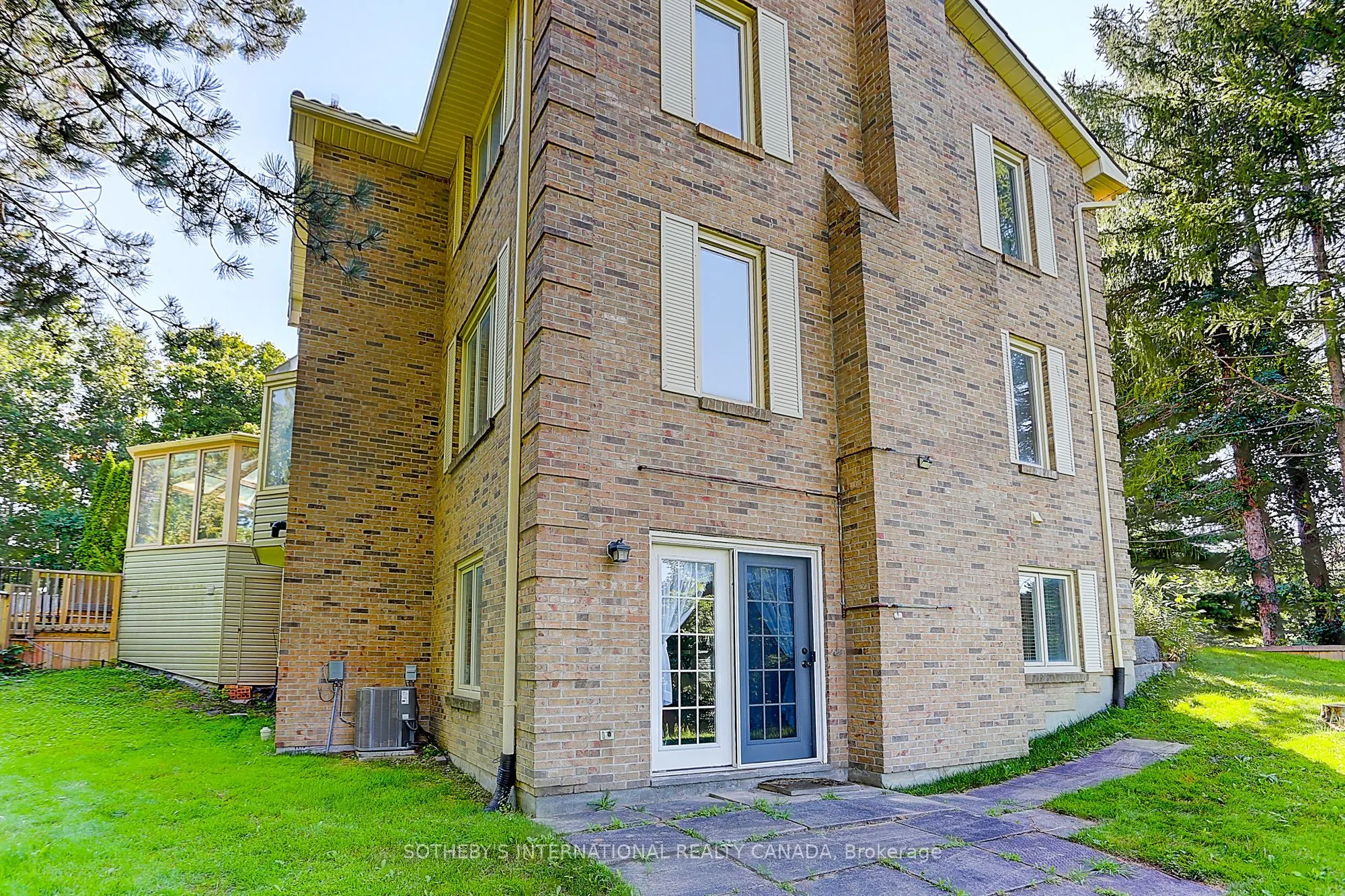 30 Hunters Glen Road