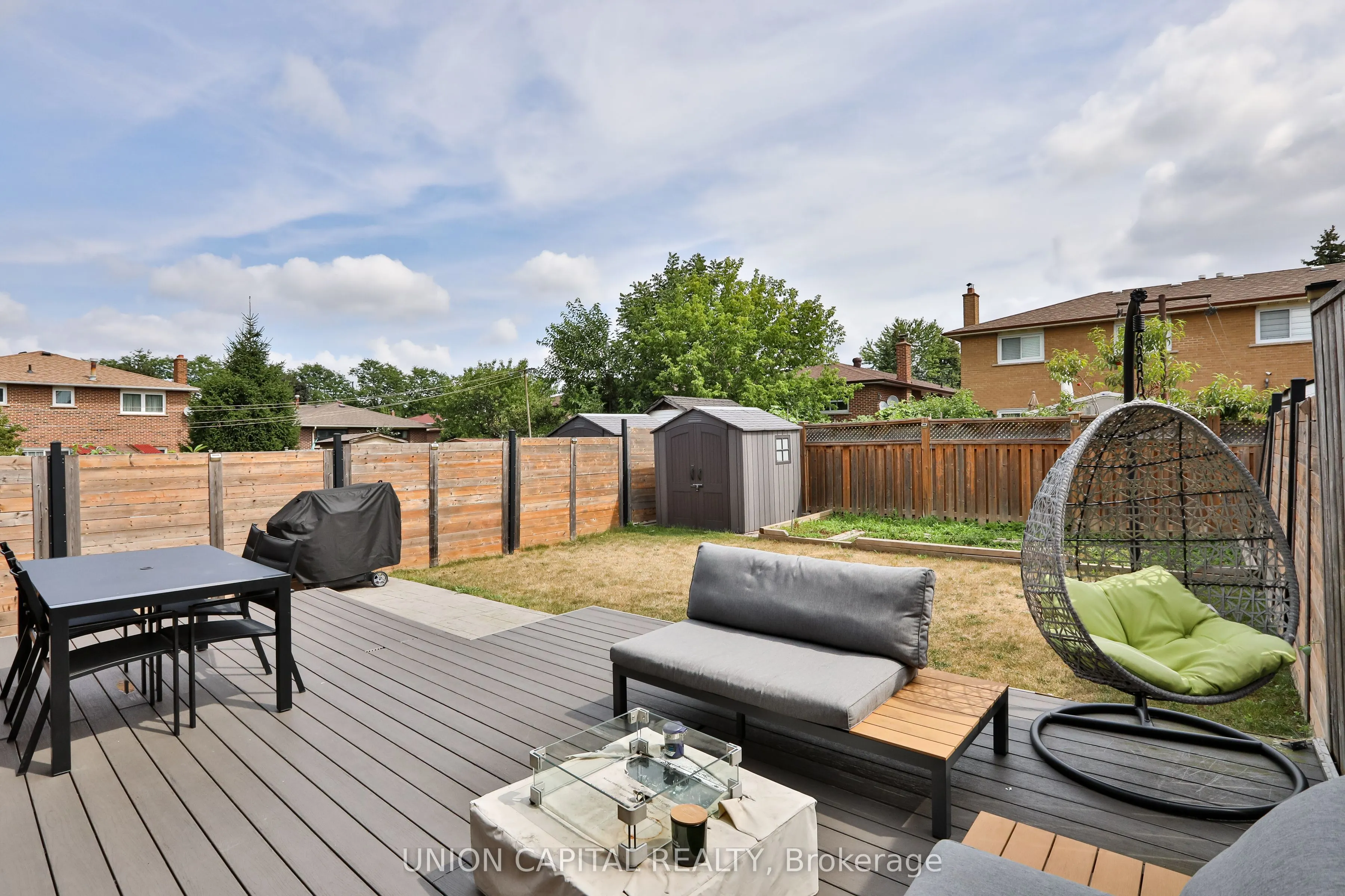 21 Avon Crescent